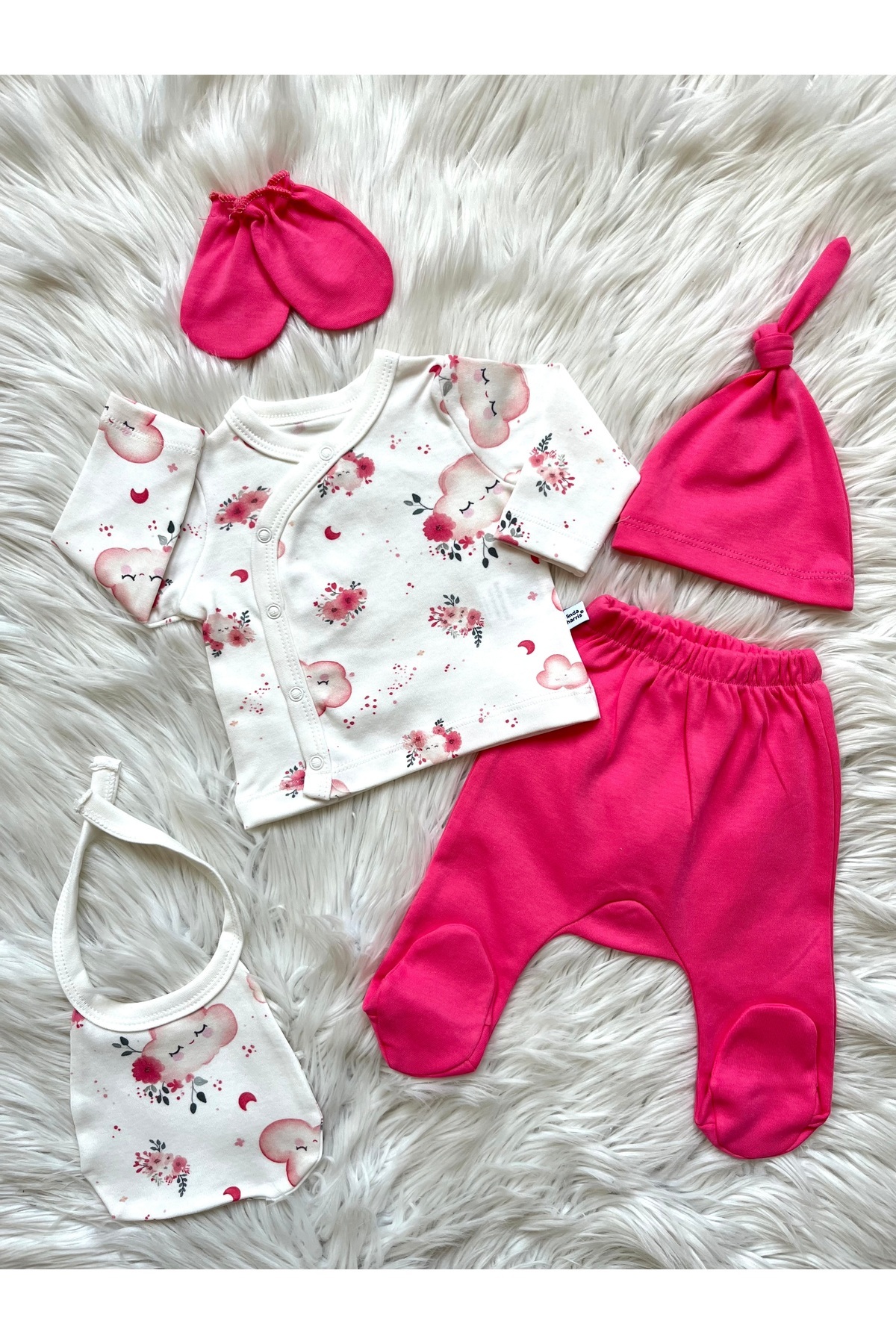 Linda Harris Floral Cloud Pattern Şeker Pembe 5’li Yenidoğan Kız Bebek Hastane Çıkışı Seti