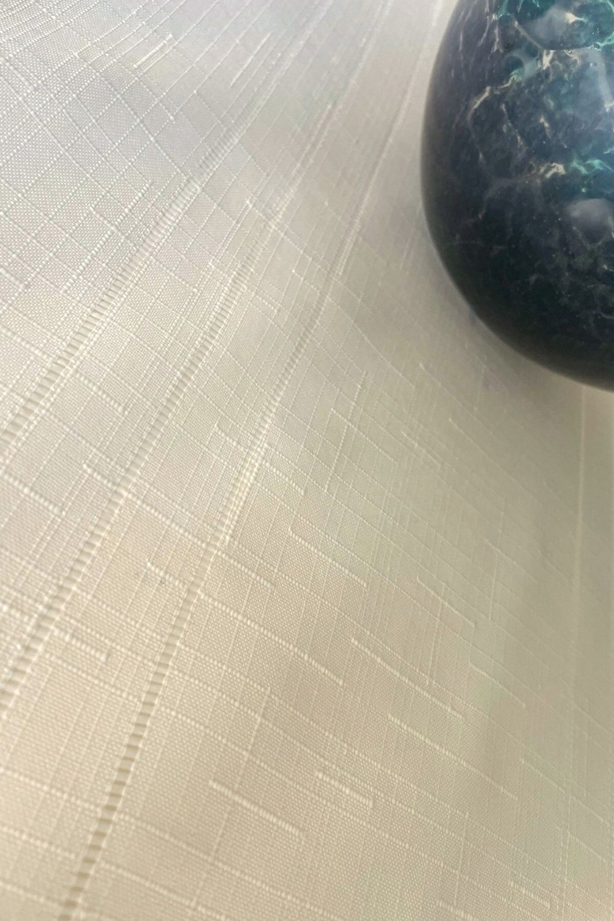 Zeria Home-New Linen Patterned, Worry-Free Stain-Proof Linen Colber Table Cloth 160 X 220 and 140 X 180 3