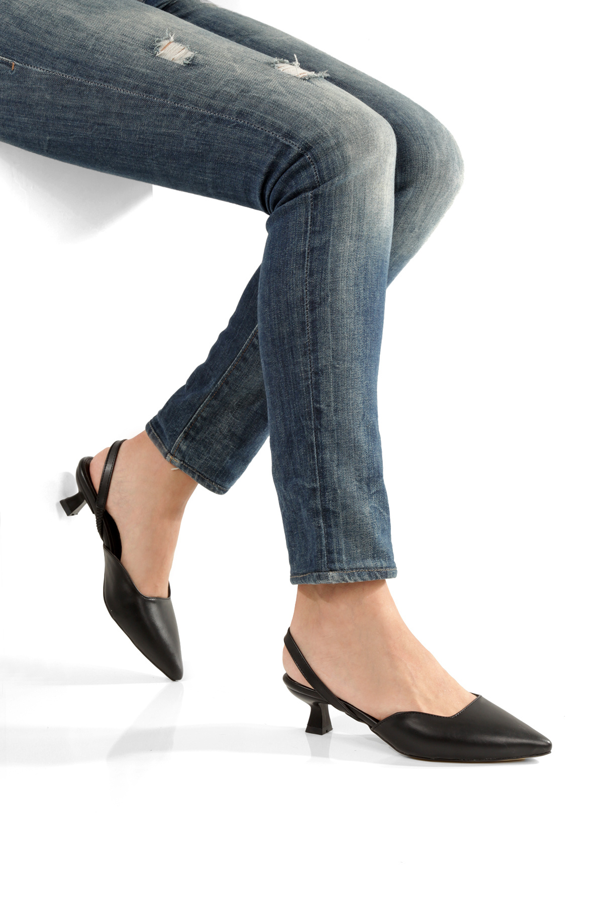 PAYZİN  '' SILA '' Siyah Cilt Sivri Burunlu Arka Açık 5 cm Pino Ökçe Kadın Ayakkabısı Yeni Sezon - Görsel 2