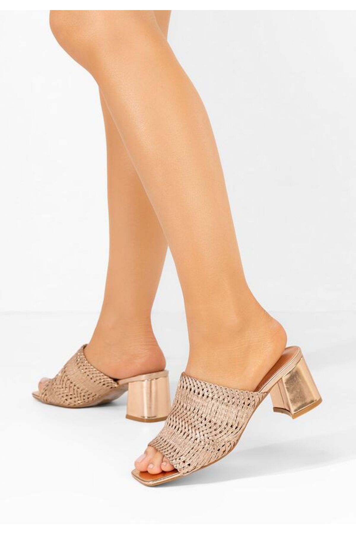 B T Shoes-Papuci cu toc gros Jenesa champagne 2