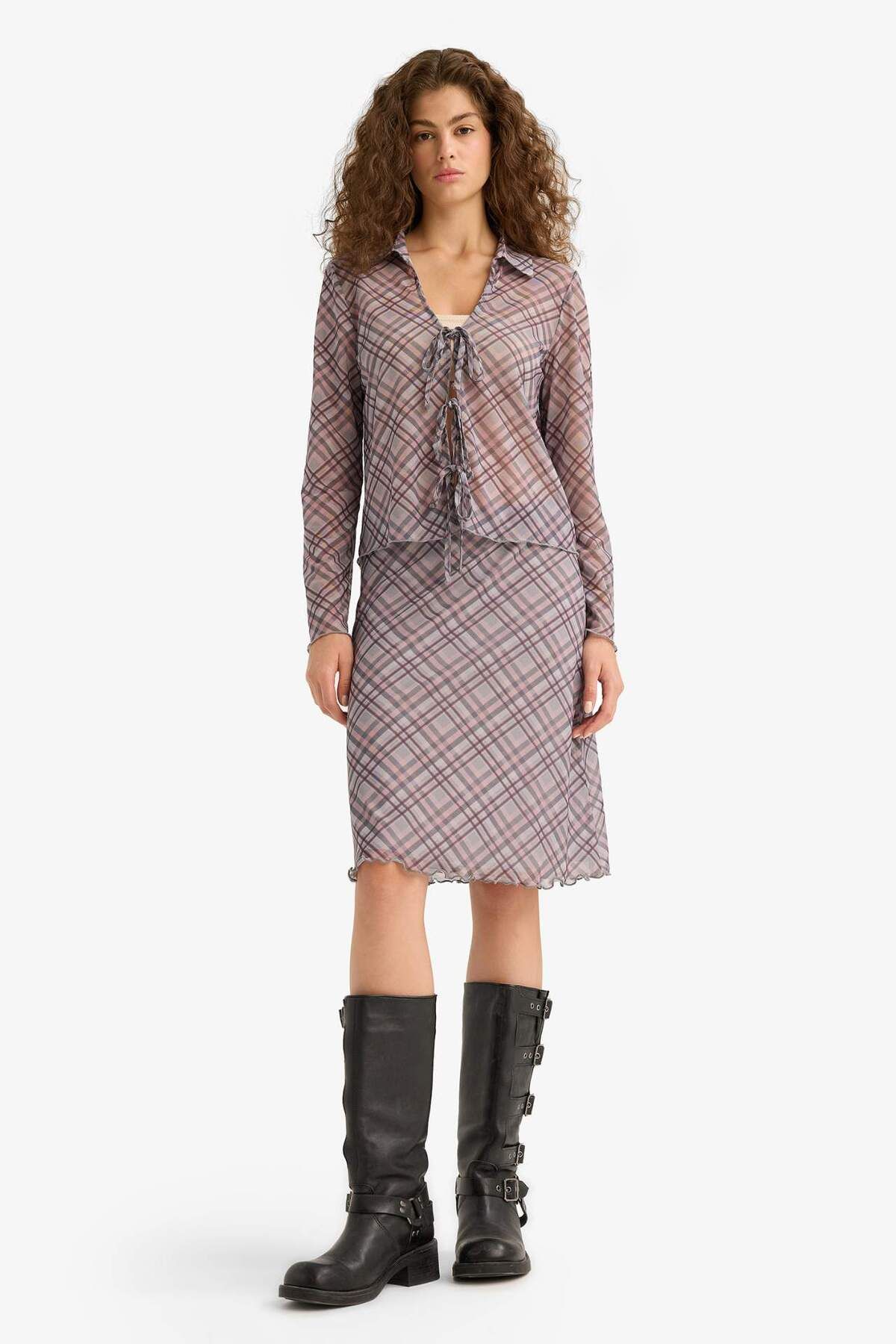 DeFacto-A Form Checked Regular Waist Tulle Midi Skirt F7790Ax25Au 3