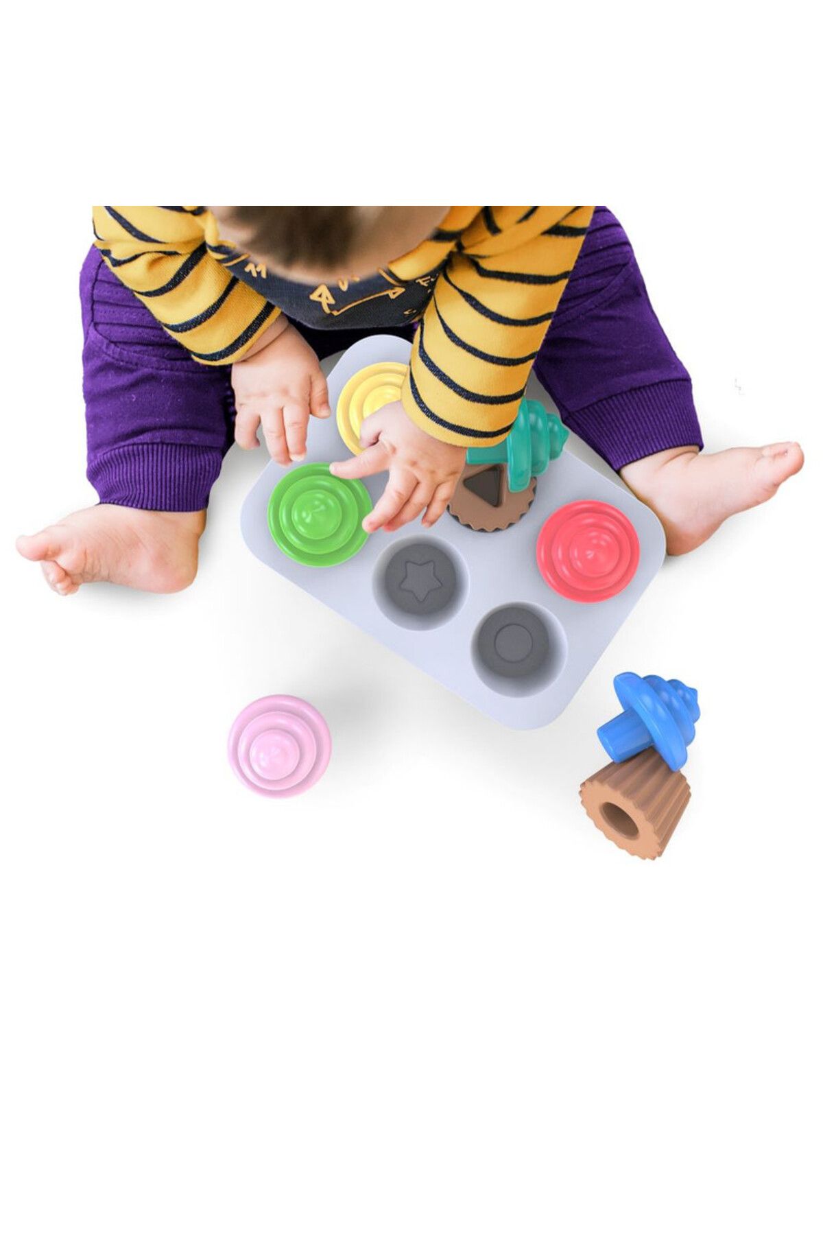 Bright Starts-Sort & Sweet Cupcakes Shape Sorting Activity Toy​, 3-36 Months 3