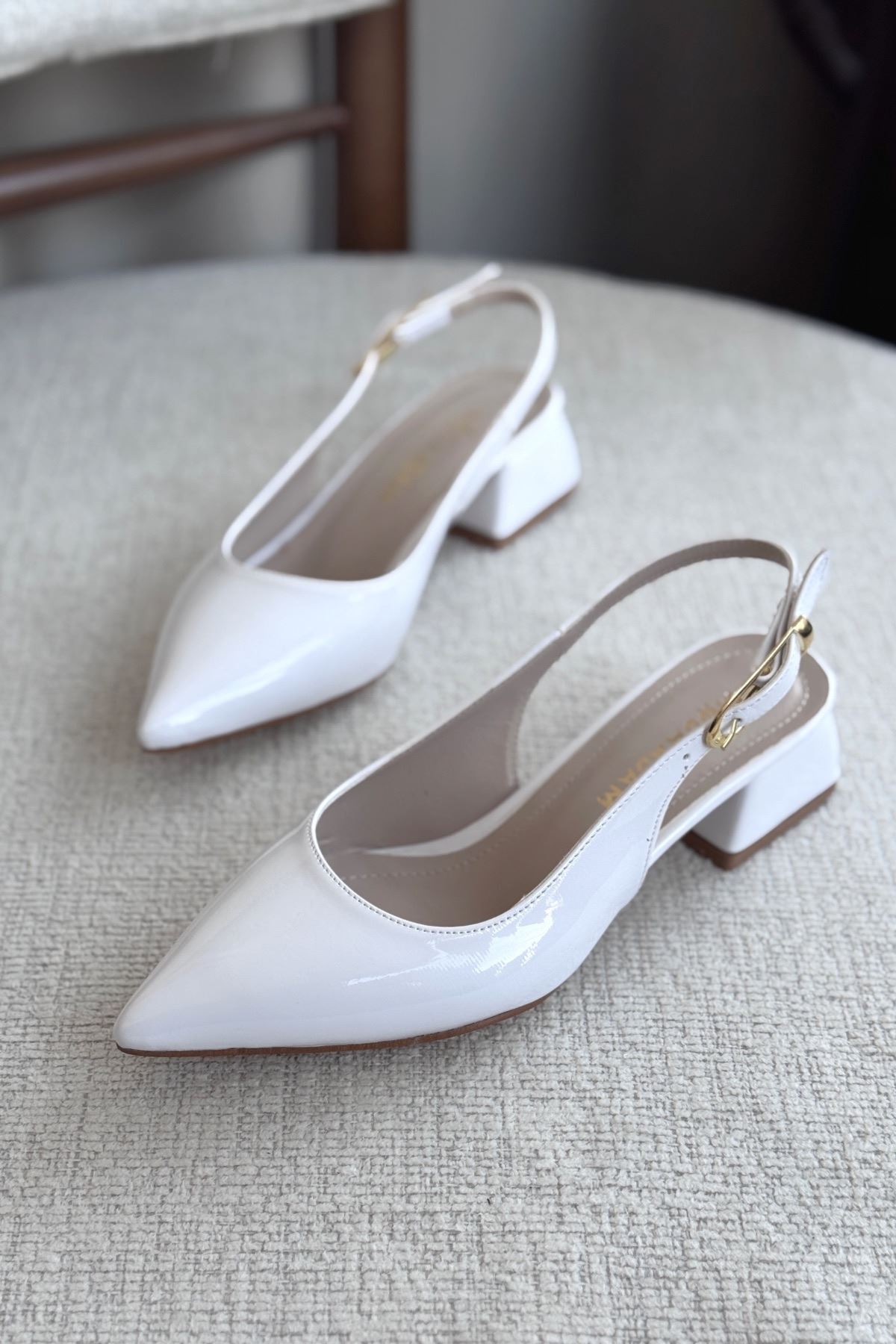 GOFFSHOES  Kadın Mely Tokalı Kısa Topuklu Ayakkabı - Beyaz-Rugan - Görsel 4