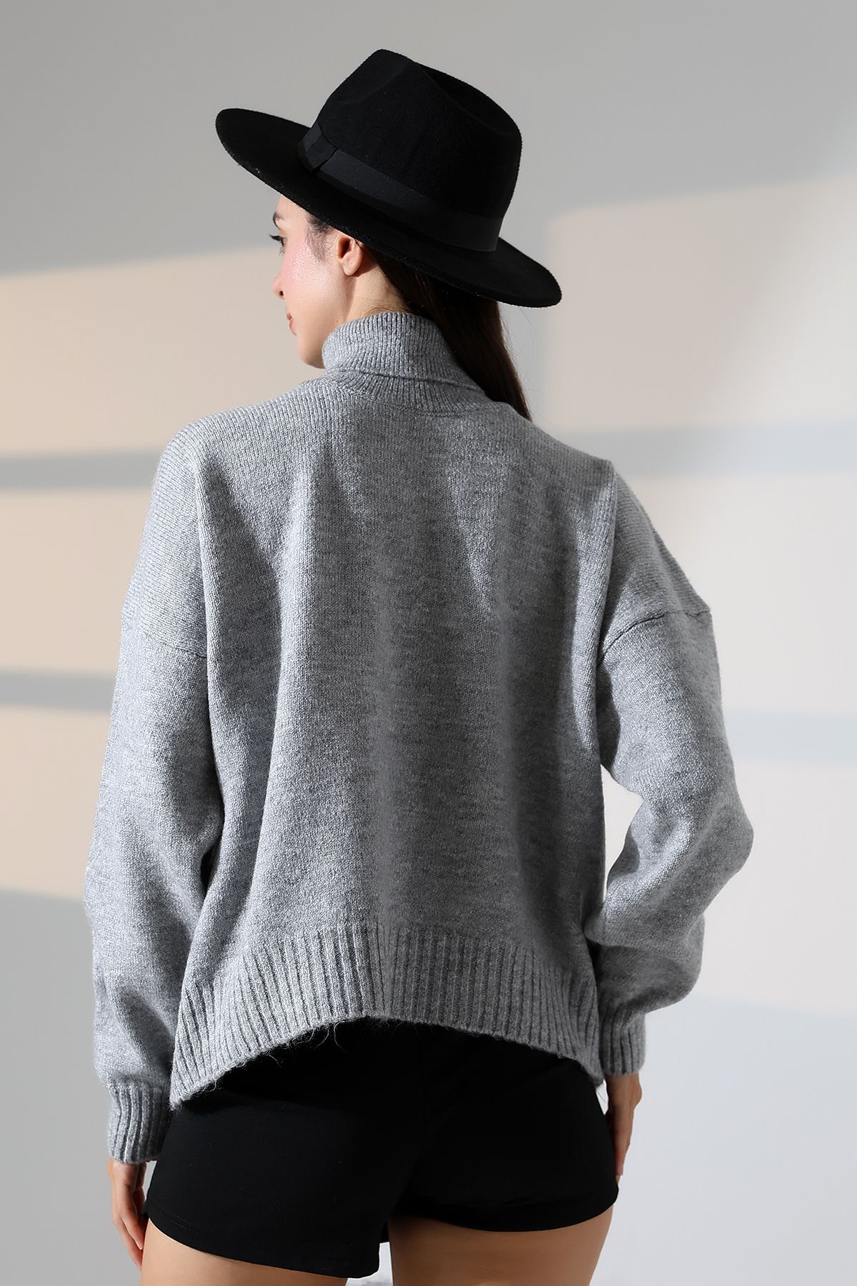 ALCHON-Turtleneck Long Sleeve Single Color Soft Textured Basic Plain Winter Knitwear Sweater 2