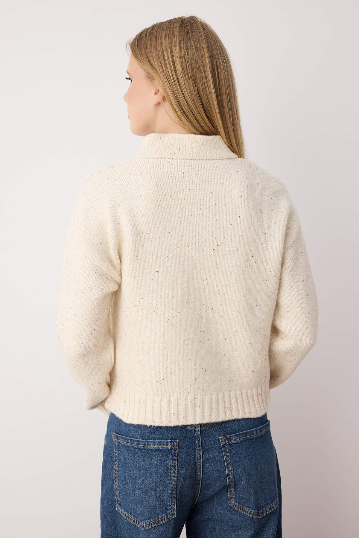 Trendyolmilla  Taş Fermuarlı Dik Yaka Yumuşak Dokulu Vizon Payetli Triko Hırka TWOAW26HI00053 - Görsel 5