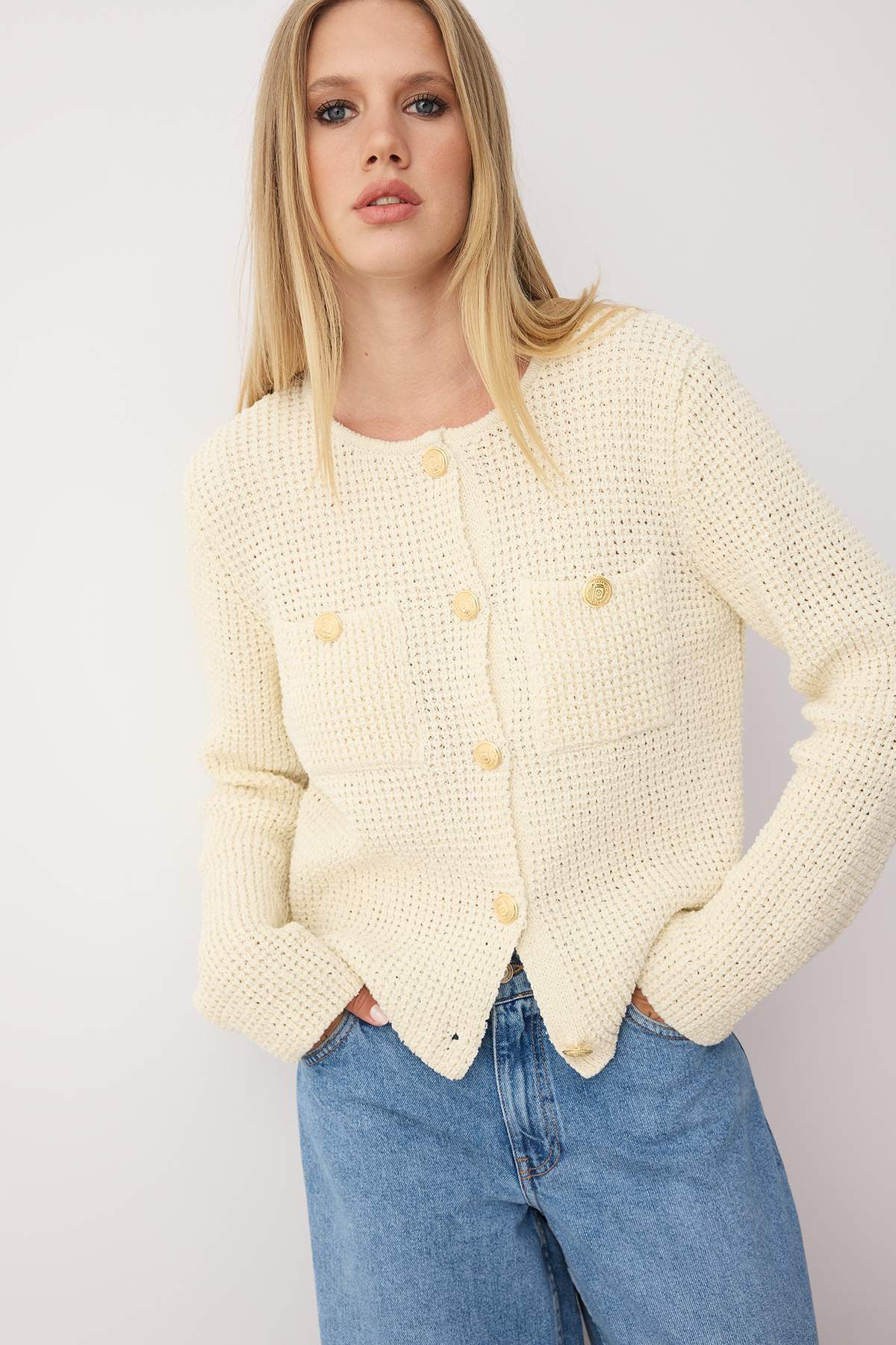 Trendyolmilla  Ekru Dokulu Pamuk Karışımlı Triko Hırka TWOAW26HI00101