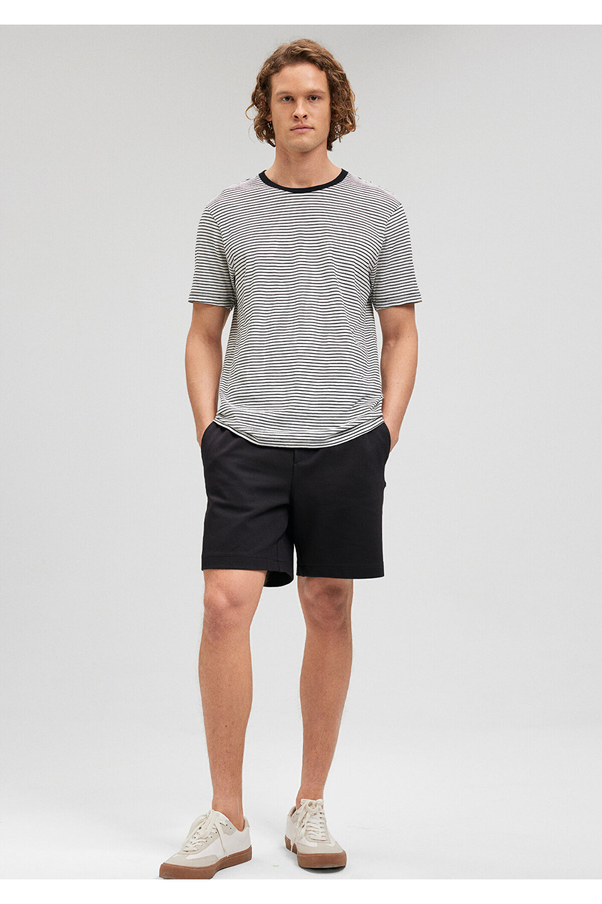 ماوی شلوارک مشکی چینو 0410198-900