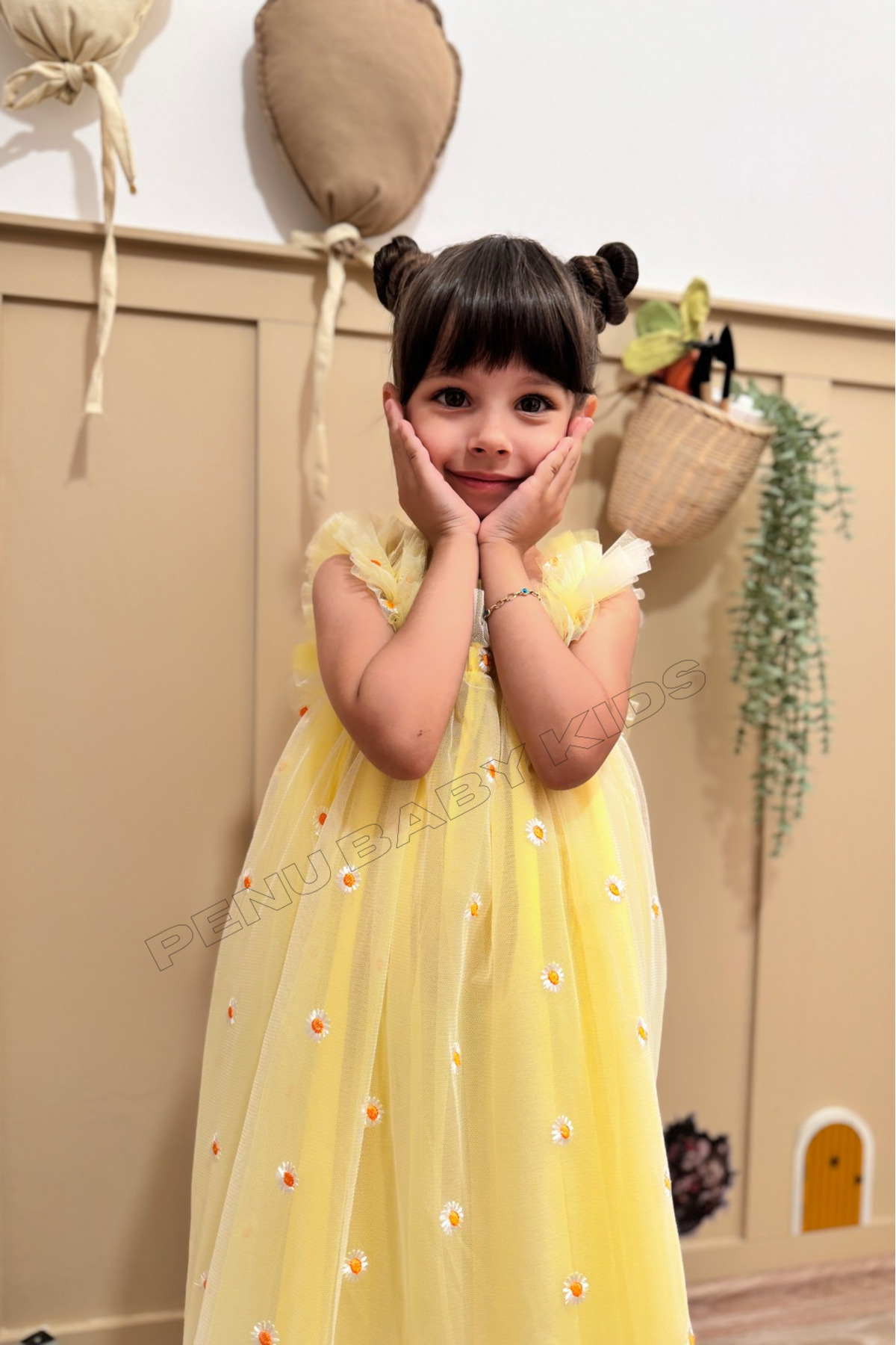 penu baby kids Sarı Nakış Papatya Işlemeli Askılı Kız Bebek & Kız Çocuk Elbise - Margarita fotoğrafı 4 (önizleme)