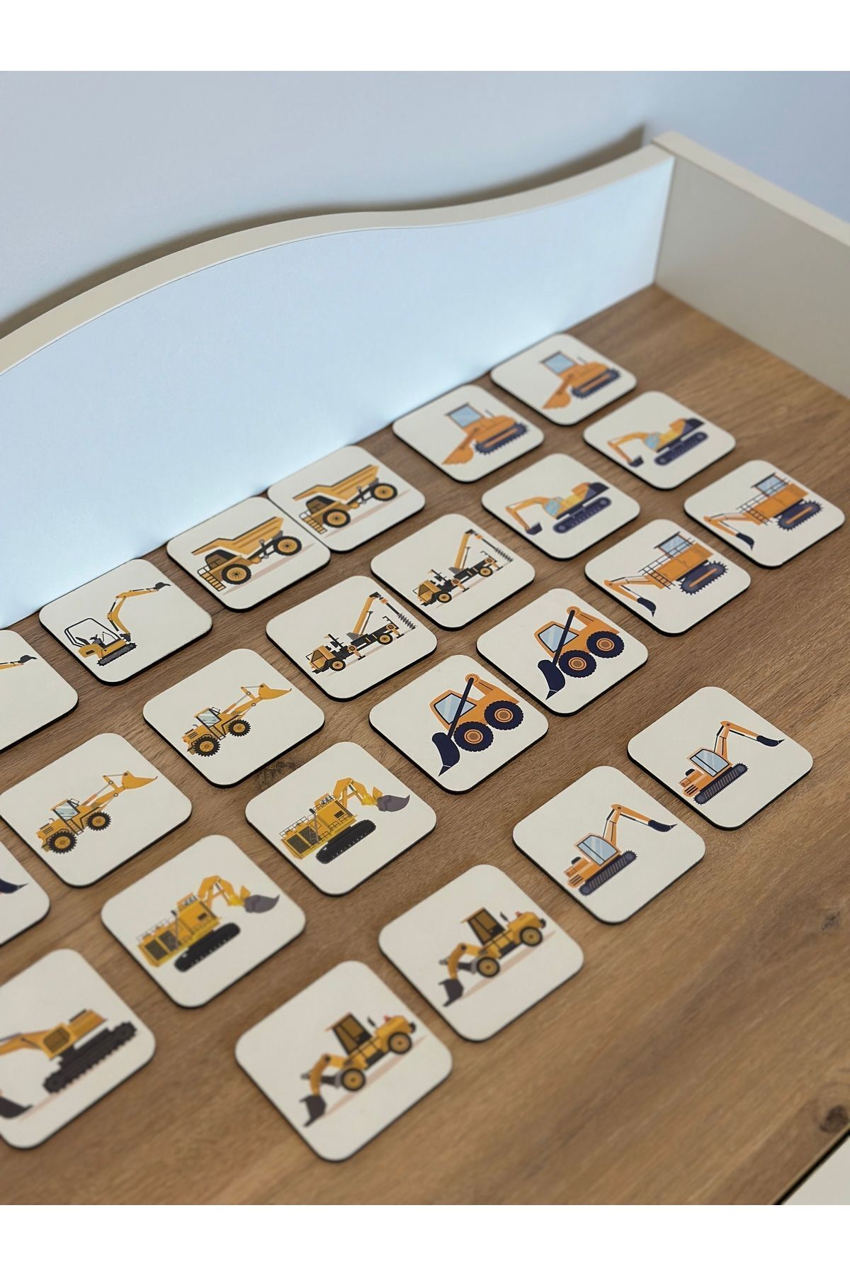 Bellacasa İş Makinaları Eşleme Kartı Ahşap Oyun, Eğitici Oyuncak, Montessori Eğitim Oyuncak,Motor Zeka Oyuncak fotoğrafı 2 (önizleme)