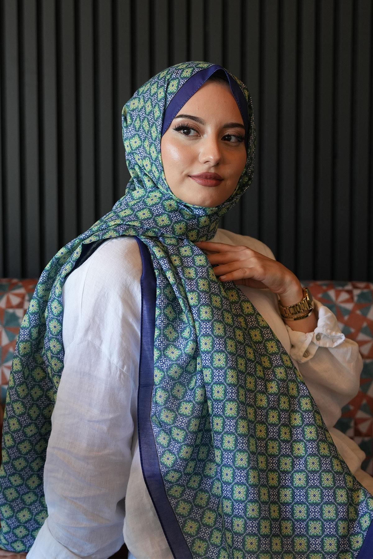 AFVENTE-Mosaic Pattern Green Soft Cotton Shawl 2