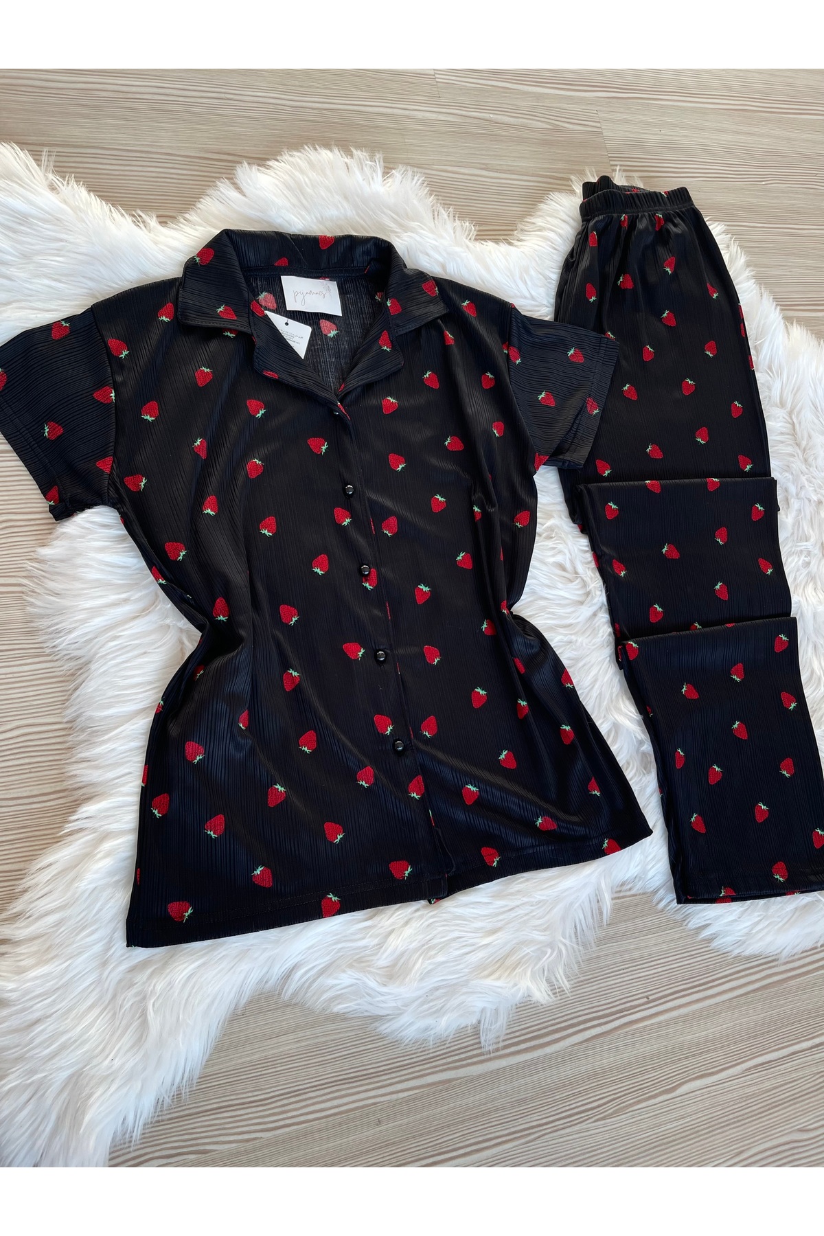 Pijamacs Siyah Çilek Desenli Pegasus Kısa Kol Pijama Takımı görsel 5