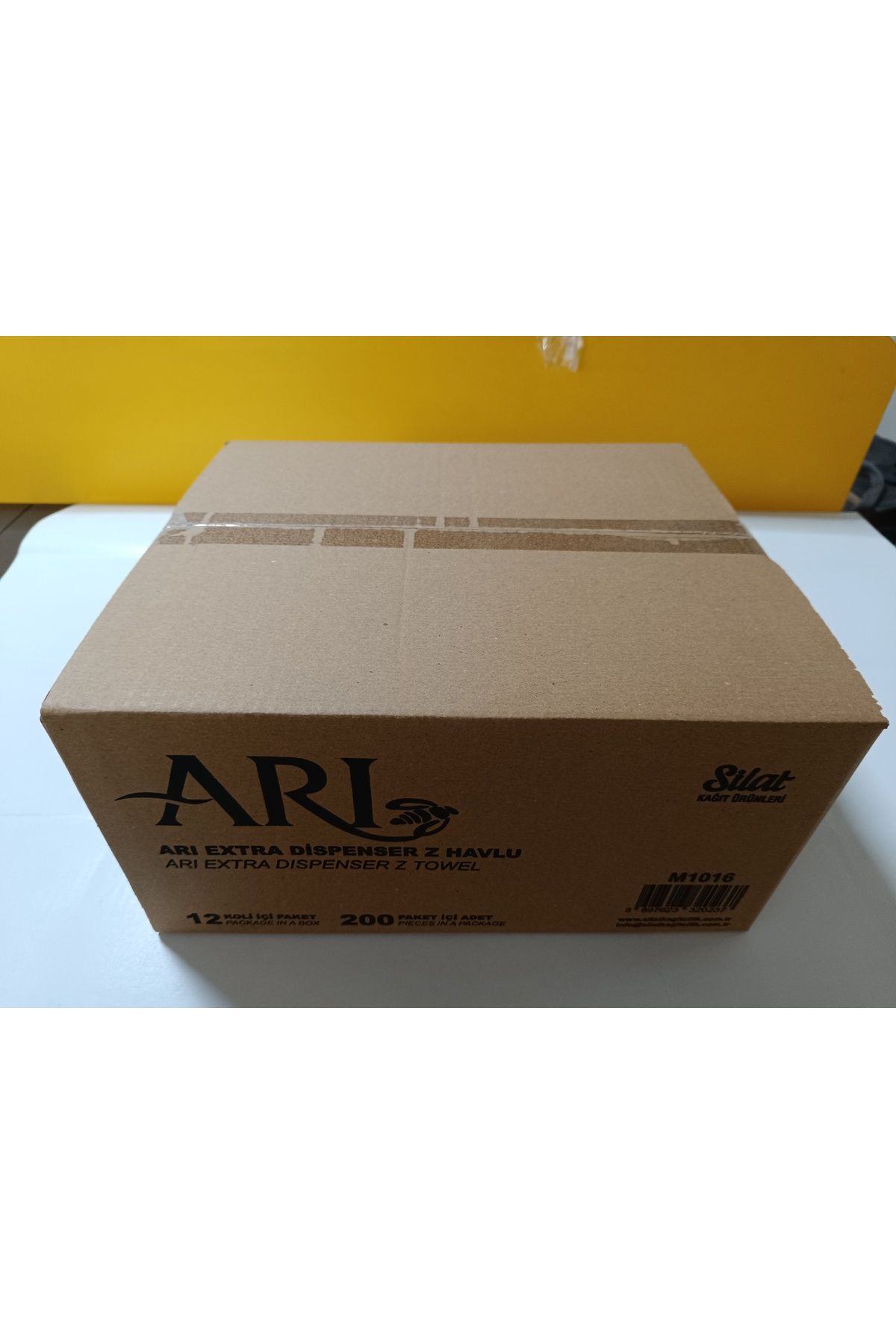 ARI-Extra Z Folded Dispenser Towel 200 Sheets 12 Pack 3