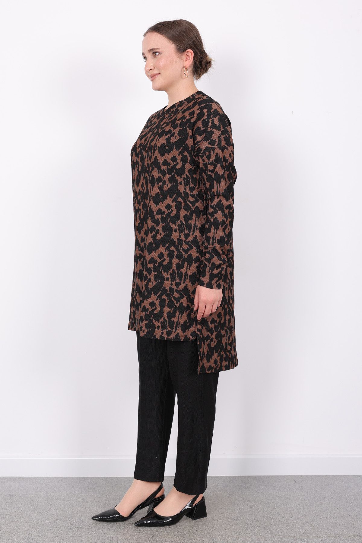Linvey-Summer Comfortable Fit Wrinkle Fabric Leopard Pattern Double Suit Elastic Pants & Loose Cut Tunic 3