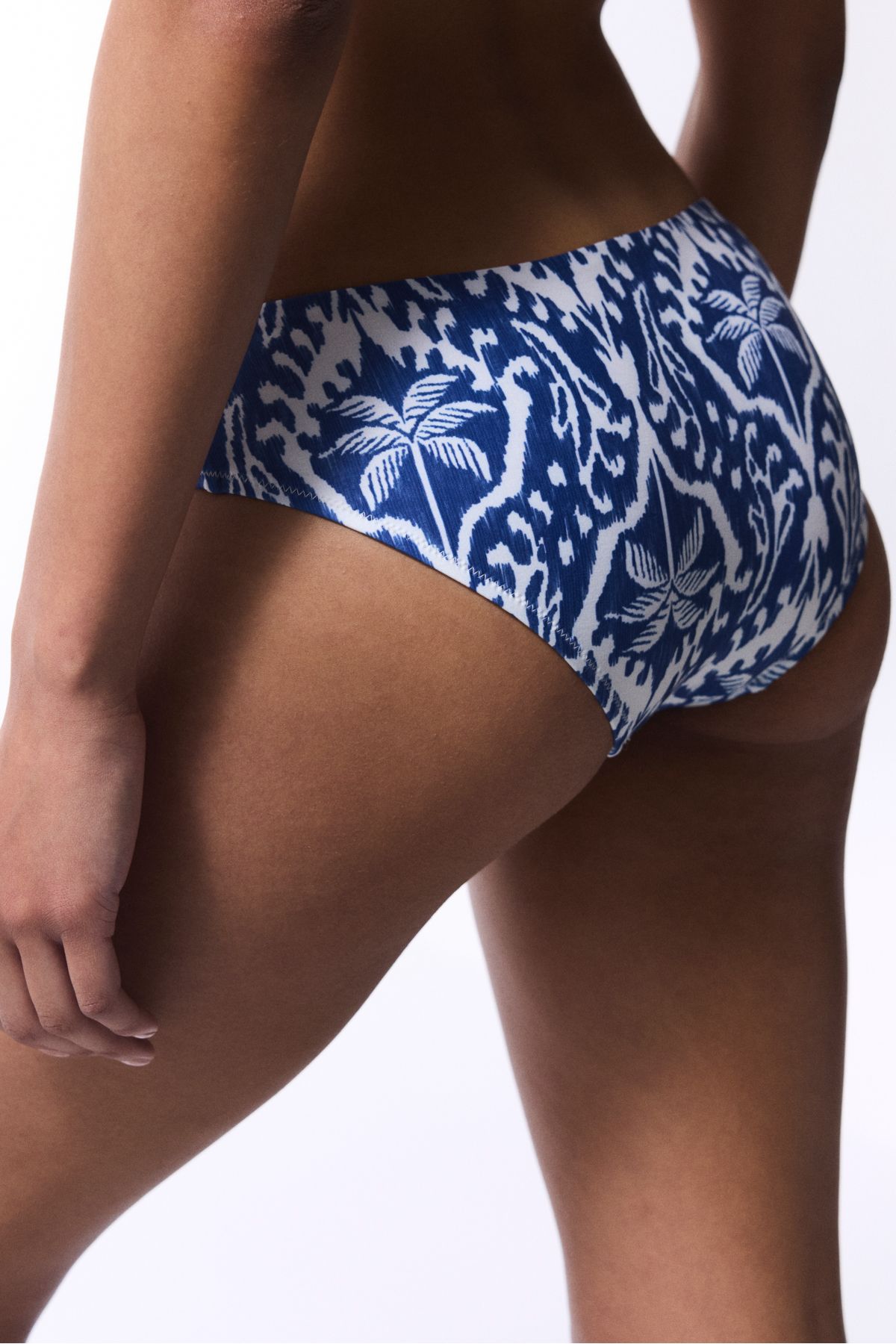 Penti-Leaf Patterned Island Bikini Bottom 2