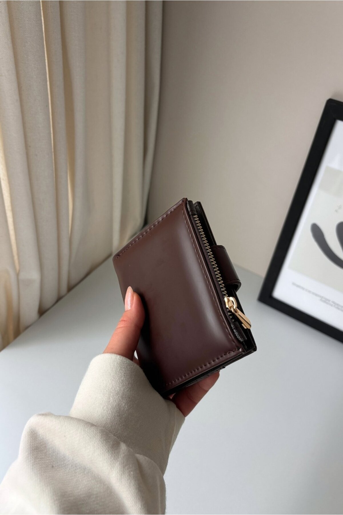 Yuka Atelier  Ela Orta Boy Ayrılabilir Kartlık Detaylı Suni Deri Cüzdan - Görsel 6