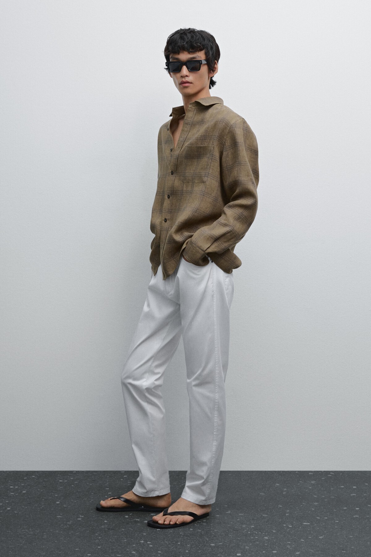 ماسیمو دوتی شلوار جین بافت سبک و اسلیم فیت ماسیمو دوتی شلوار جین بافت سبک و اسلیم فیت