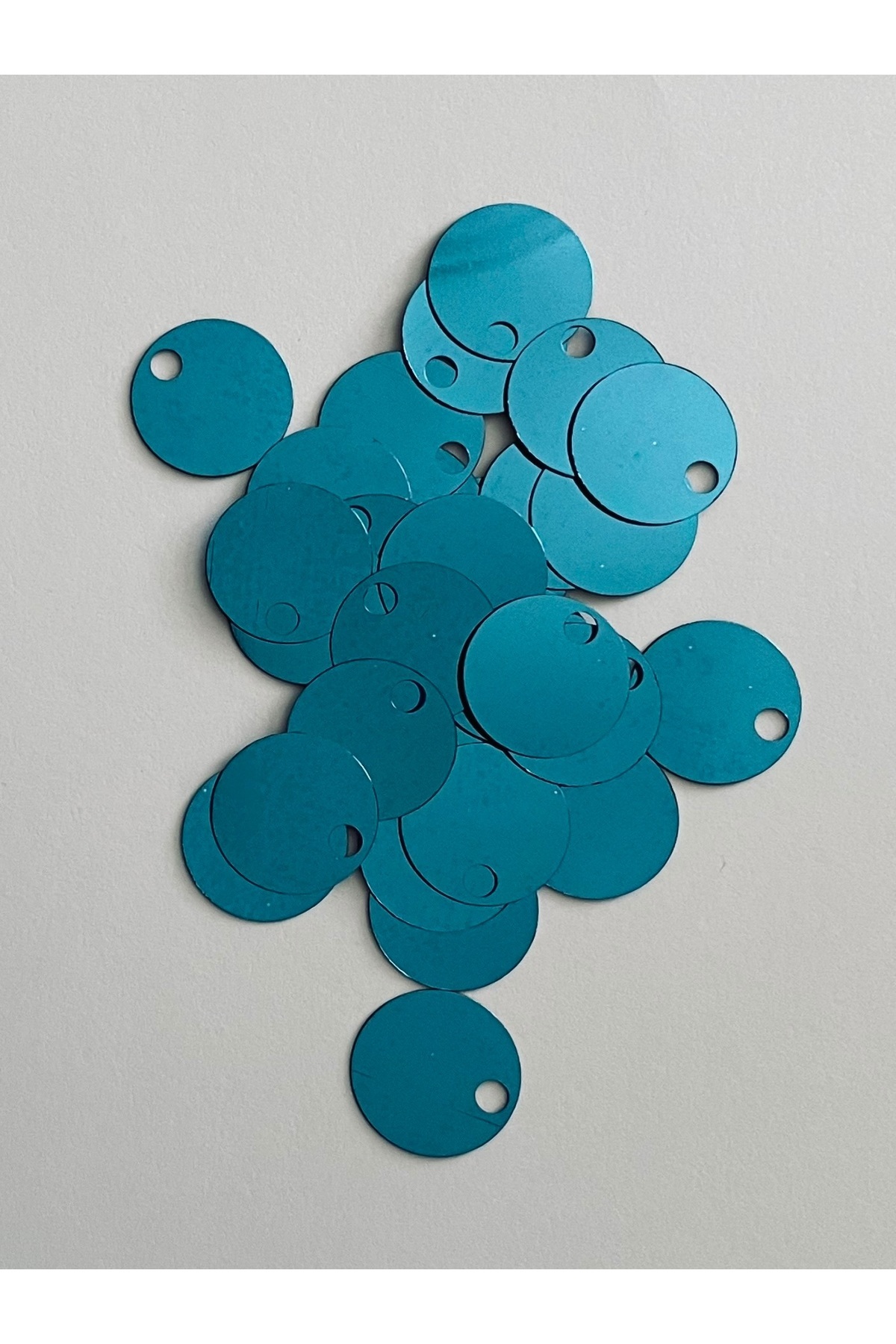 Turquoise Booties, Bags, Underplates, Wall Ornaments and Macrame Sequins. 20mm (2cm) 25gr. Estimated 150 Pcs.