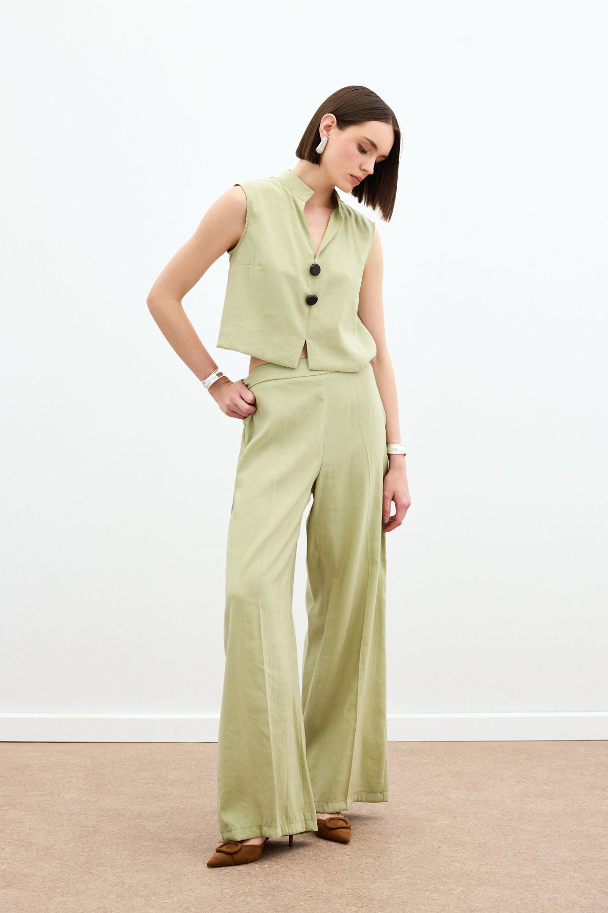 Sateen-Pantaloni de in cu talie înaltă - verde ulei 3