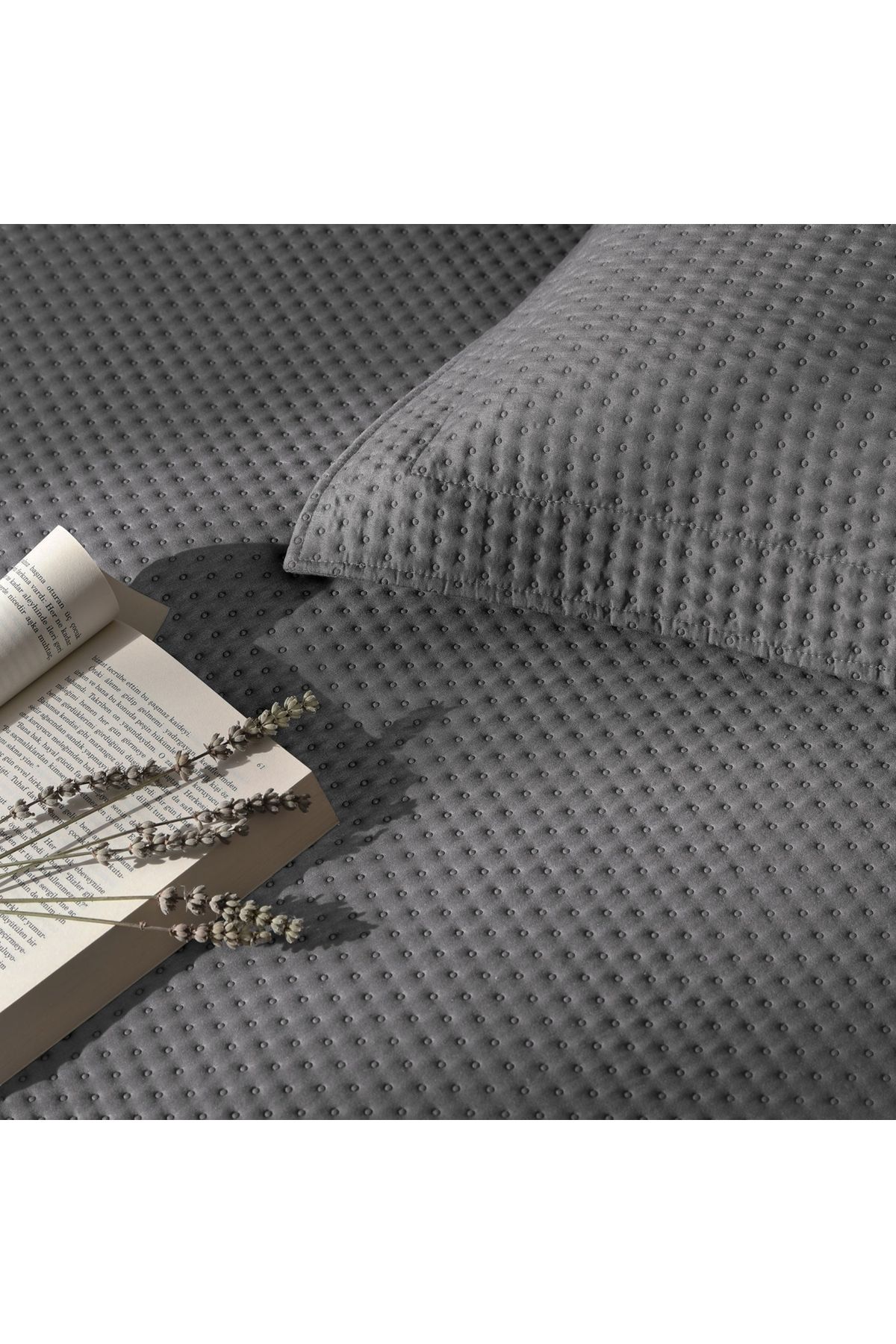 Linens-Gray Double Bedspread Set 2