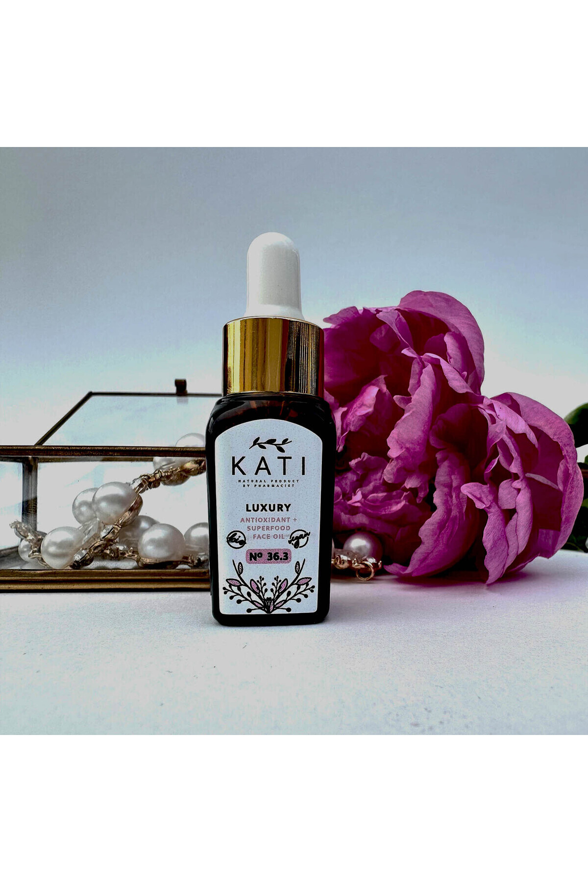 KATI Luxury 36.3 - 1% Bakuchiol, 1% Acmella, Coenzima Q10 Și Vitamina C 10 Ml - One Size