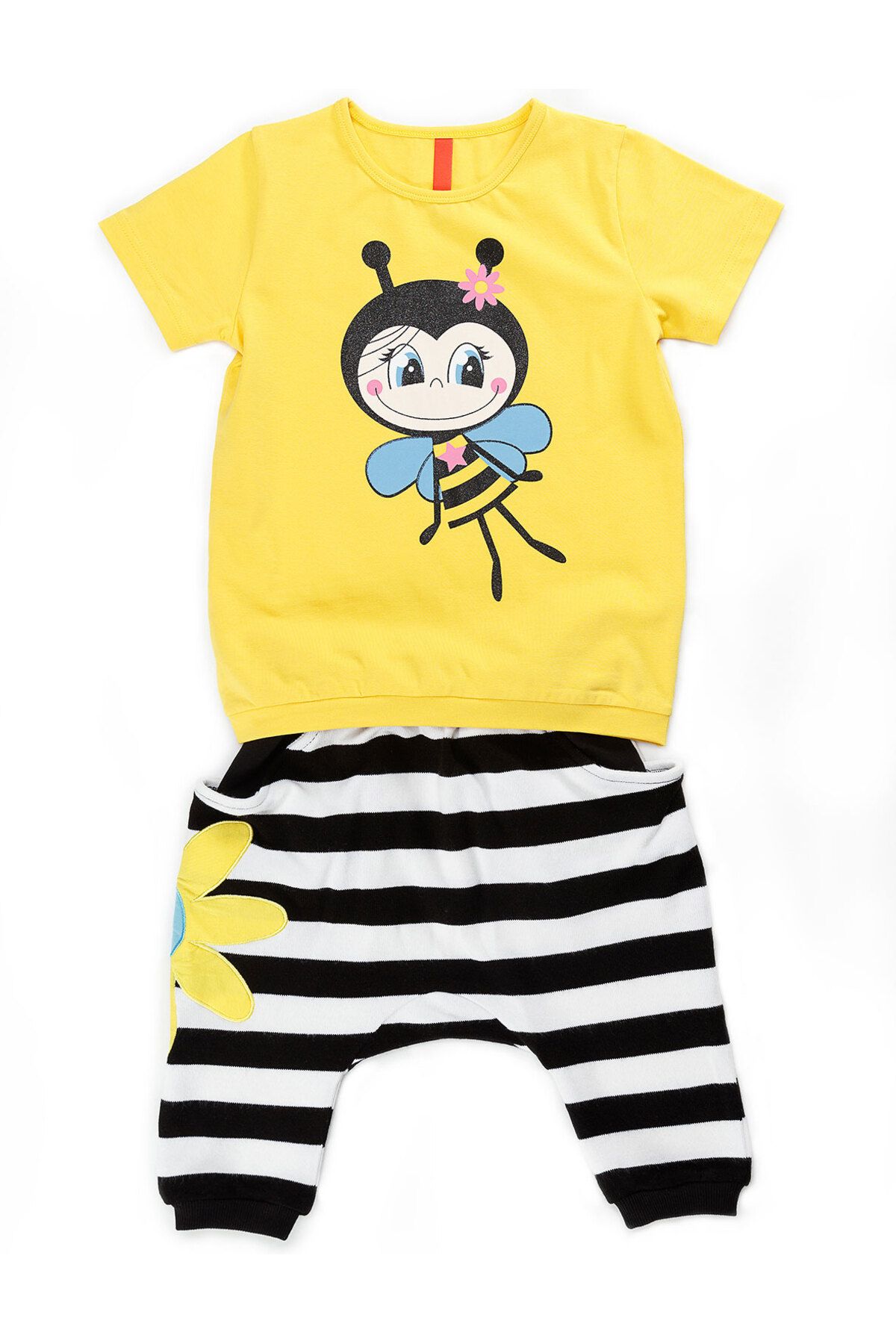 Denokids-Літня футболка в жовту смужку з візерунком та комплект з капрі для дівчинки 3