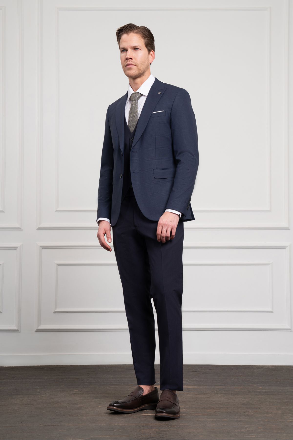 Morven-Men's Navy Blue Trend Vest Combination Wool Slim Fit Pointed Collar Suit 2