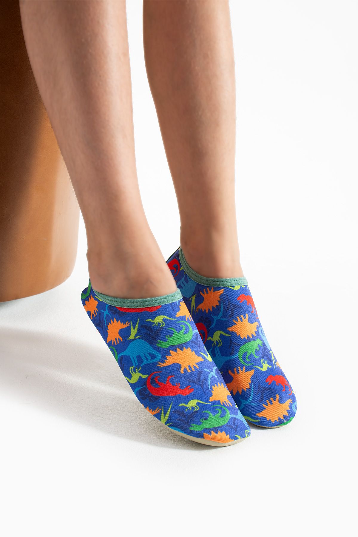 lord's ayakkabı-Durable Sea and Pool Booties with Anti-Slip Soles and Ergonomic Design 1