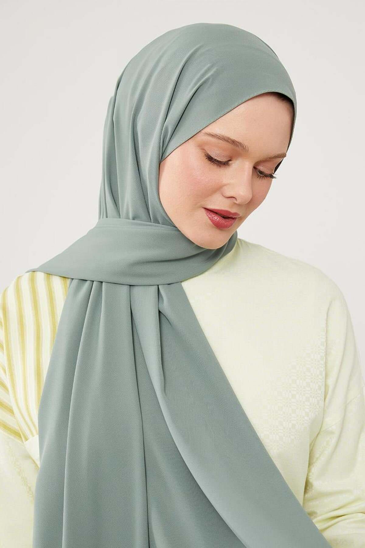 Levidor-Water Green Medina Silk Shawl 4