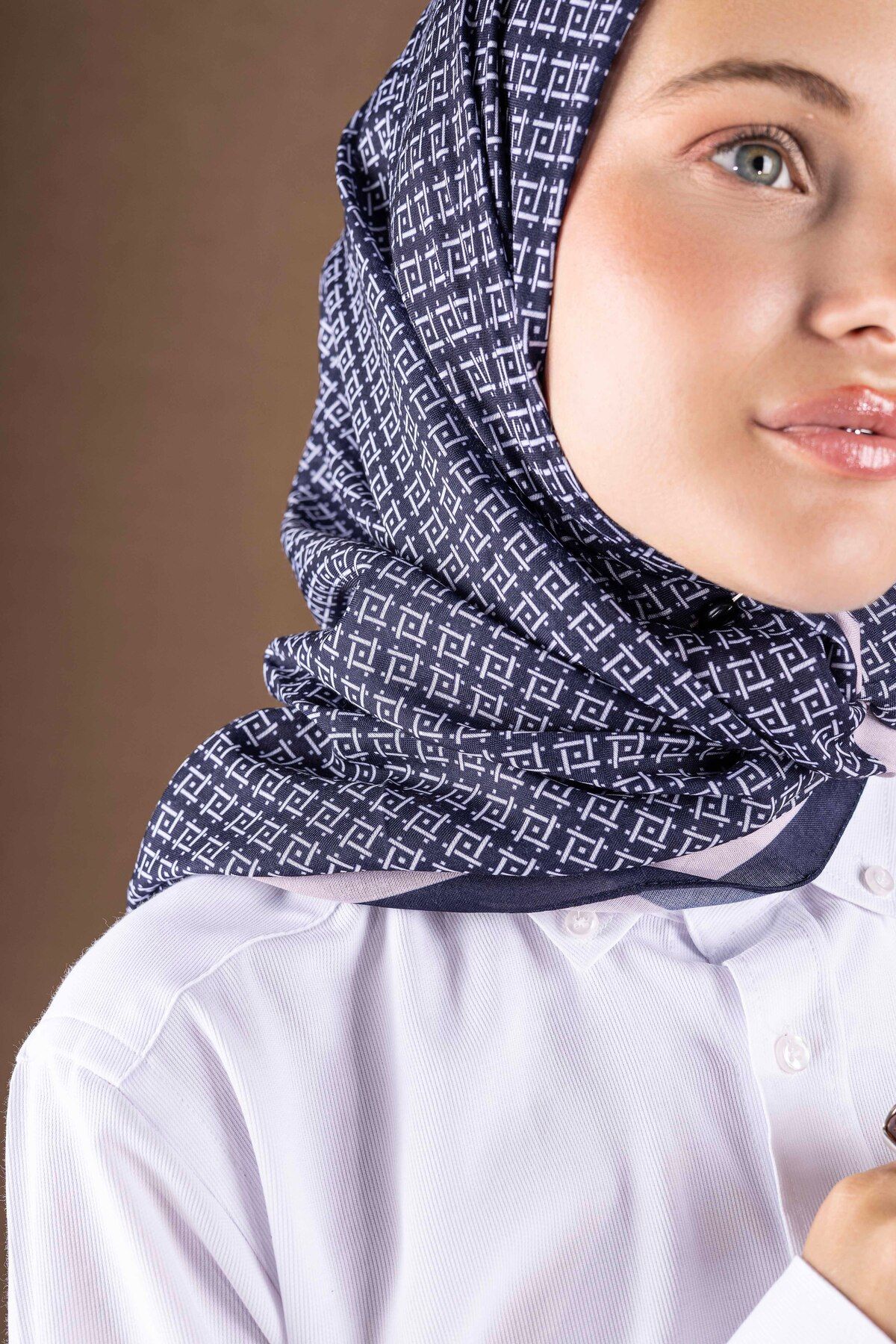 Akel-Patterned Soft Scarf Collection Pattern-1 1