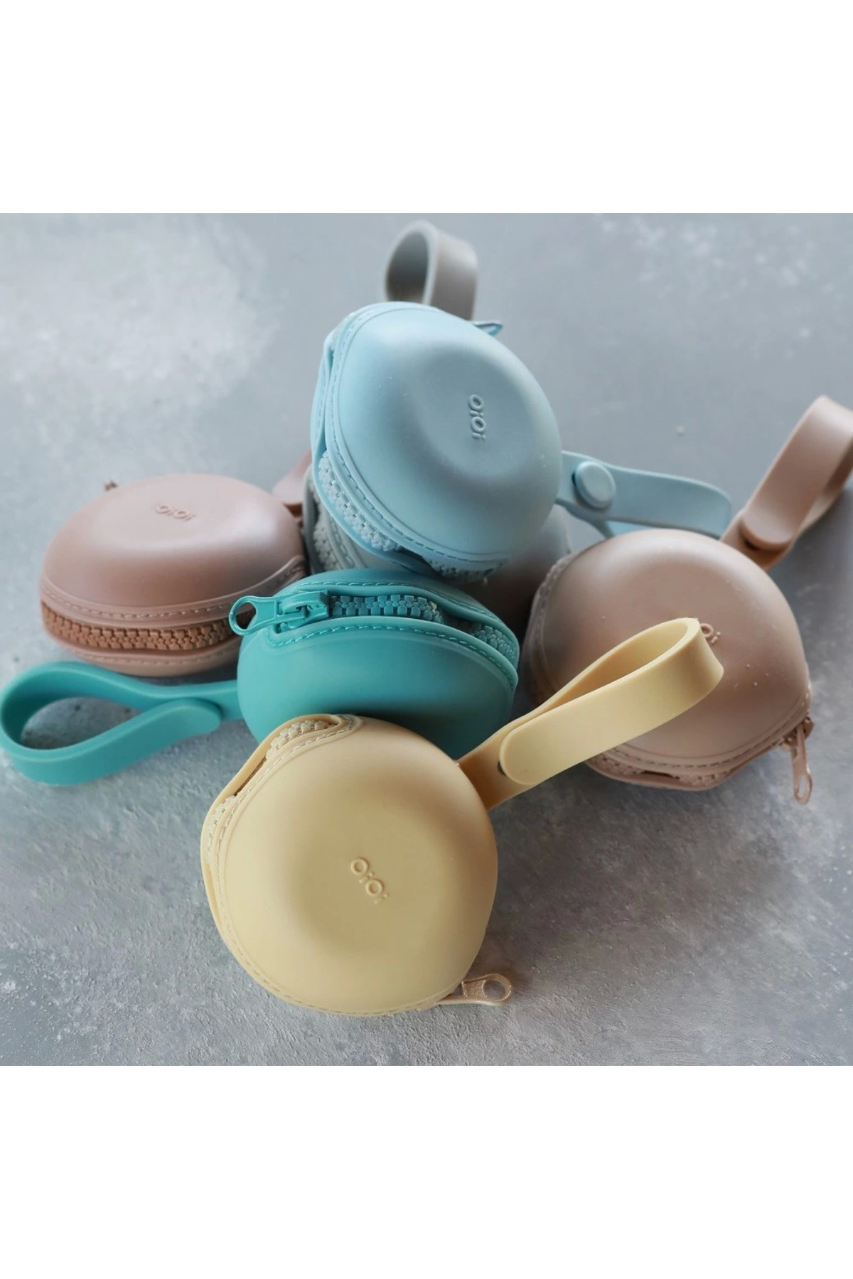 جعبه‌ی پستانک سیلیکونی Bfs Pod، رنگ سبز آکوا