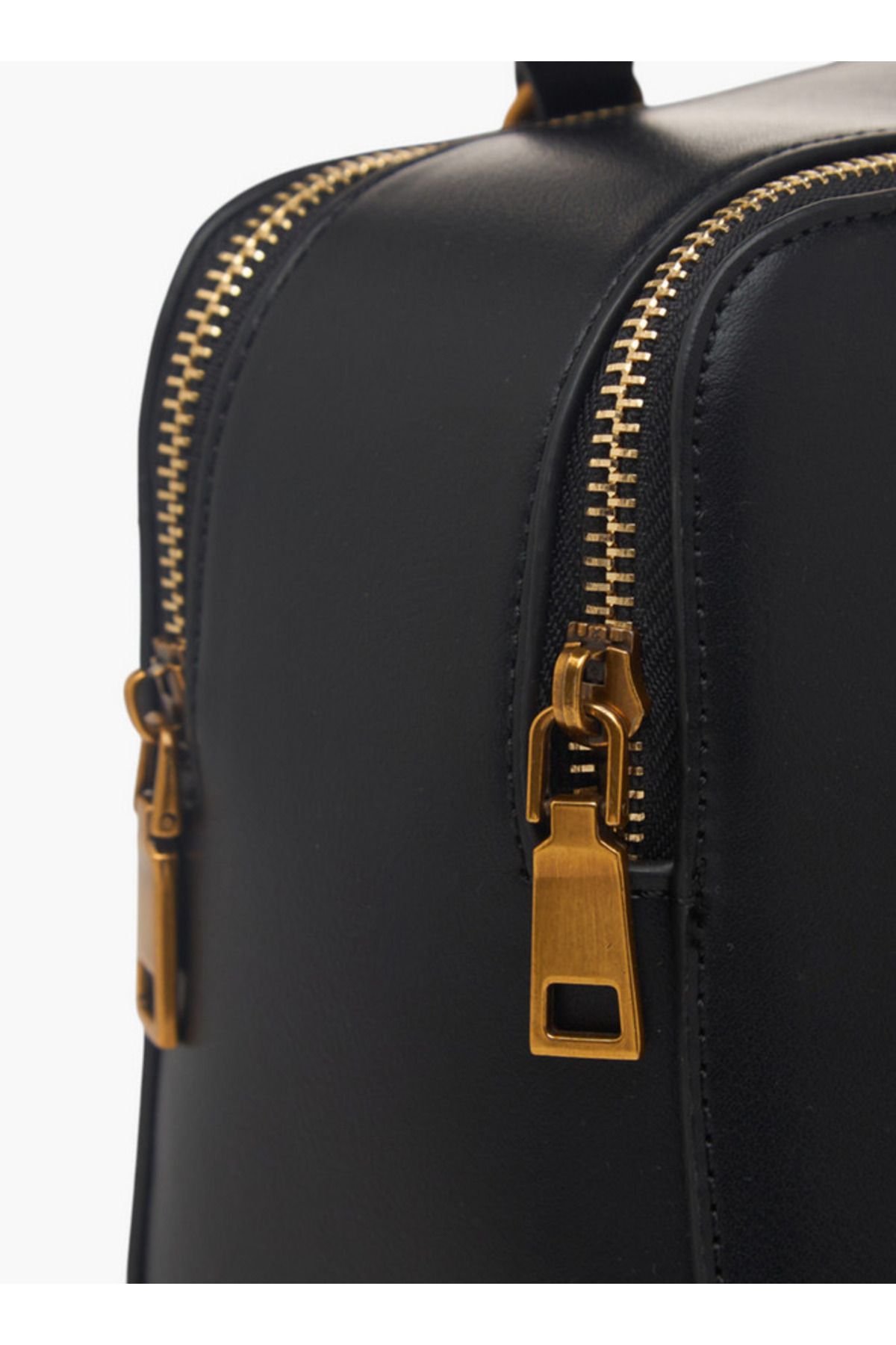 Flora Bella by Shoexpress-Textured Shoulder Bag with Zip Closure and Double Handle 7