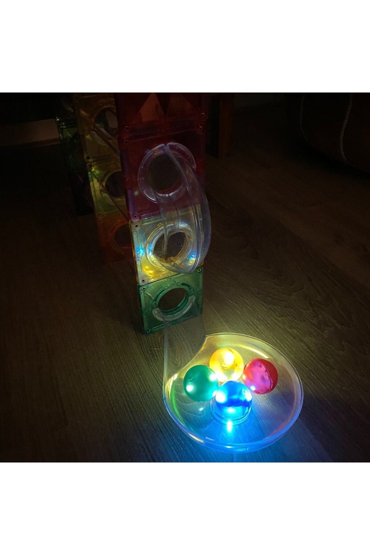 Cleverclixx-Magnetic game Circuit with luminous balls 100 pieces, 5