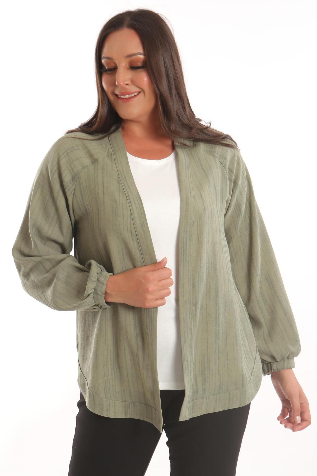 Metpoint-Trend42Plus Large Size Fabric Striped Oversize Khaki Jacket with Elastic Sleeves 4