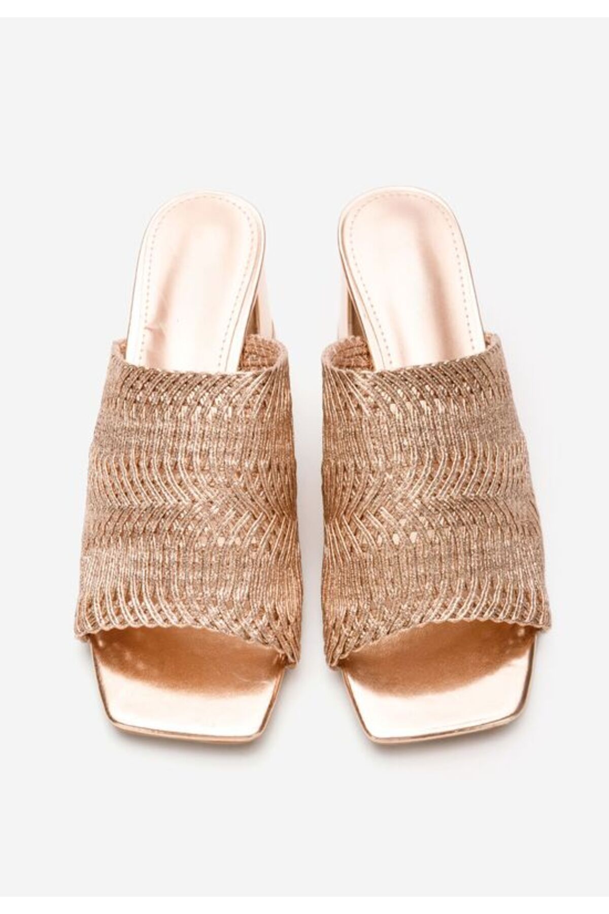 B T Shoes-Papuci cu toc gros Jenesa champagne 6