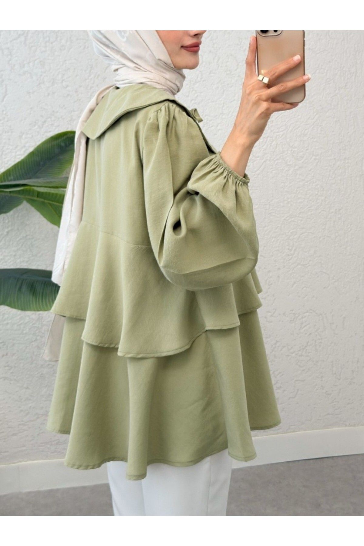 Modamorfo-Baby Collar Front Lace Skirt Layered Kimono - Khaki 3