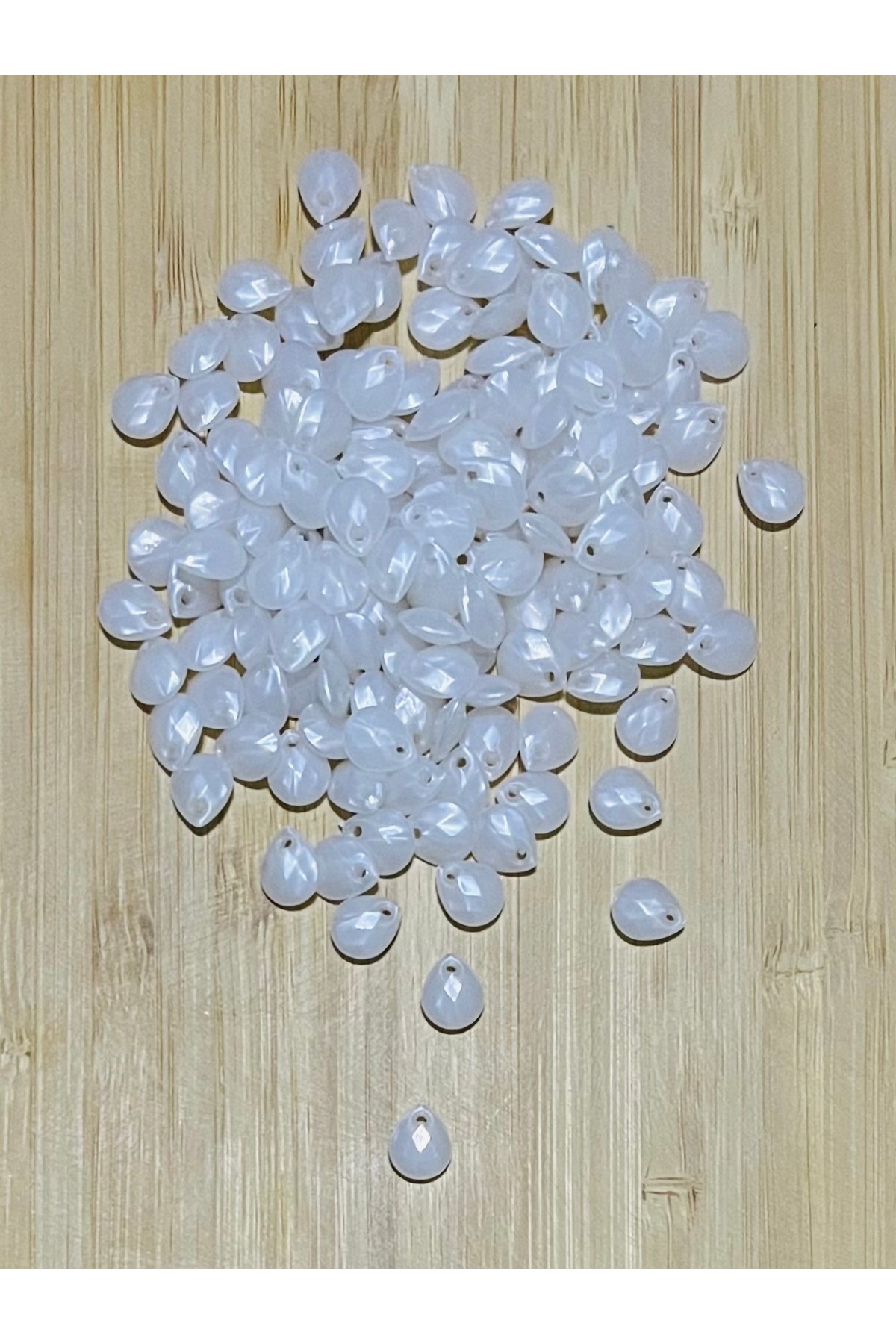 Cream Oya, Evening Dress, Jewelry, Knitting Plastic Tear Drop Beads. 25gr. Estimated 195 Pcs.