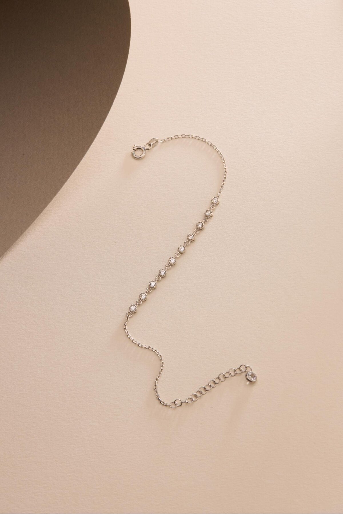 NEREZE  925 Ayar Gümüş Bereketi Rodyum Kaplama Minik Sıralı Beyaz Zirkon Taşlı Bileklik - Görsel 2