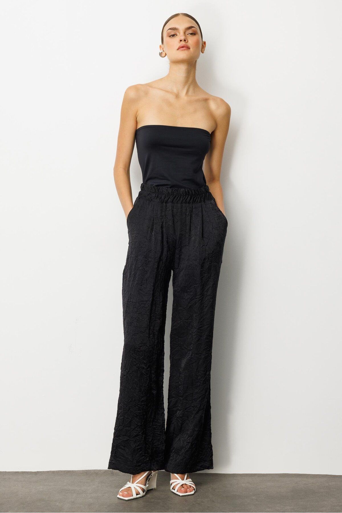 Moda İlgi-Modailgi Elastic Waist Side Pocket Pleated Detailed Trousers - 15052 Black 4