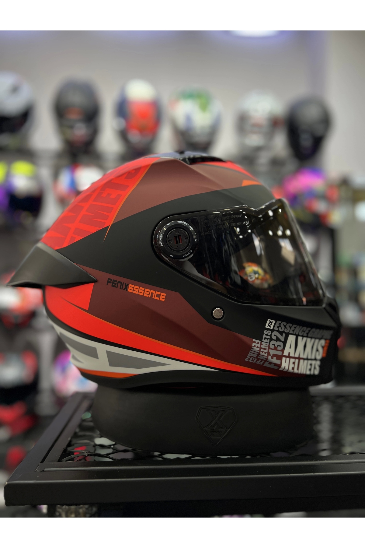 Axxis Fenix Kırmızı Kapalı Kask Siyah Vizörlü (+1 Şeffaf Vizör