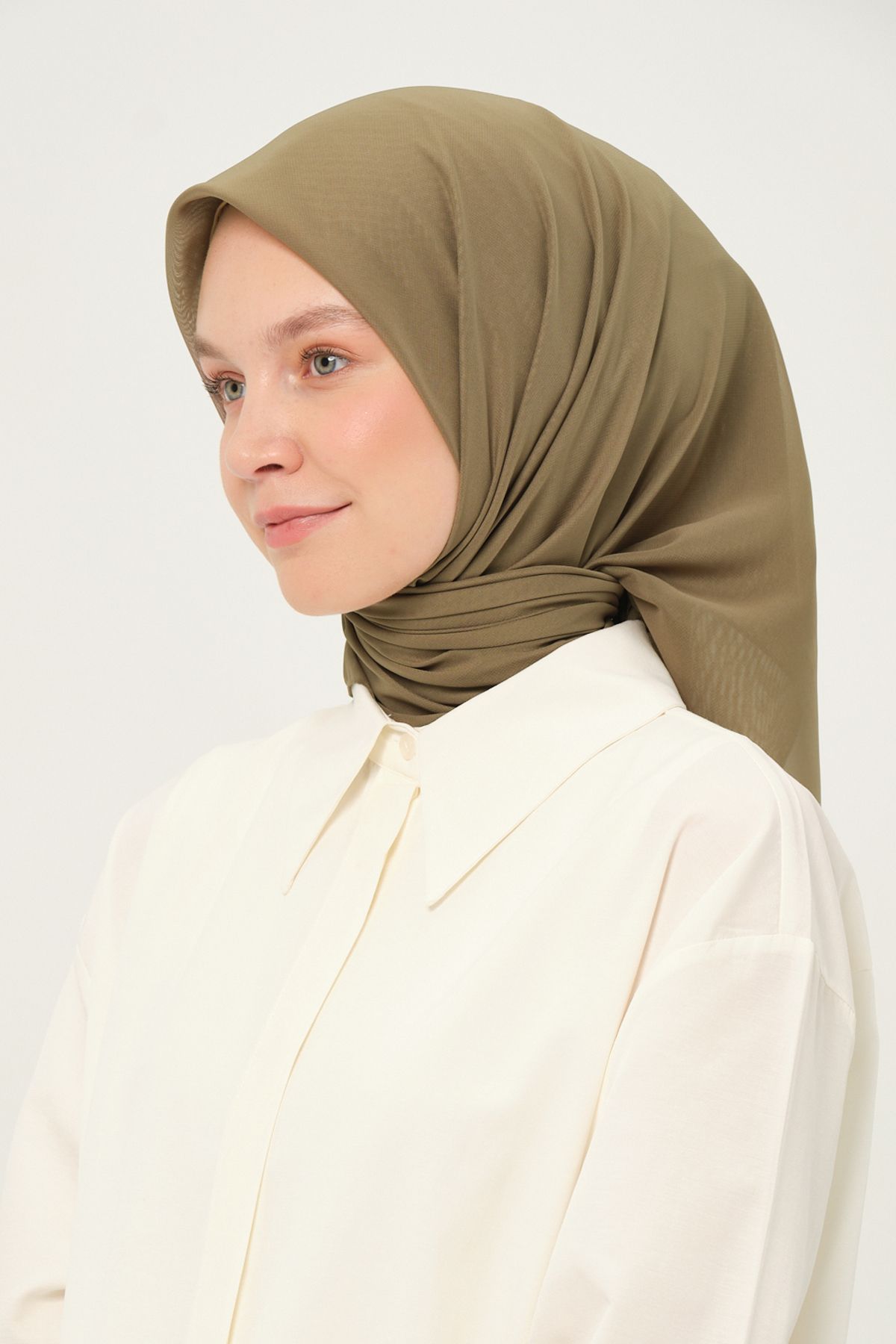 Madame Polo-Plain Chiffon Square Scarf Soft Khaki 1