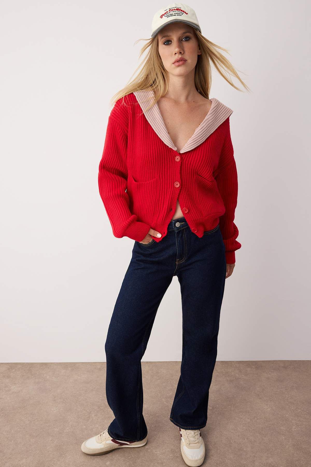 Trendyol Collection-Red Color Block Turn-Down Collar Detailed Soft Textured Knitwear Cardigan Twoaw26Hi00059 2
