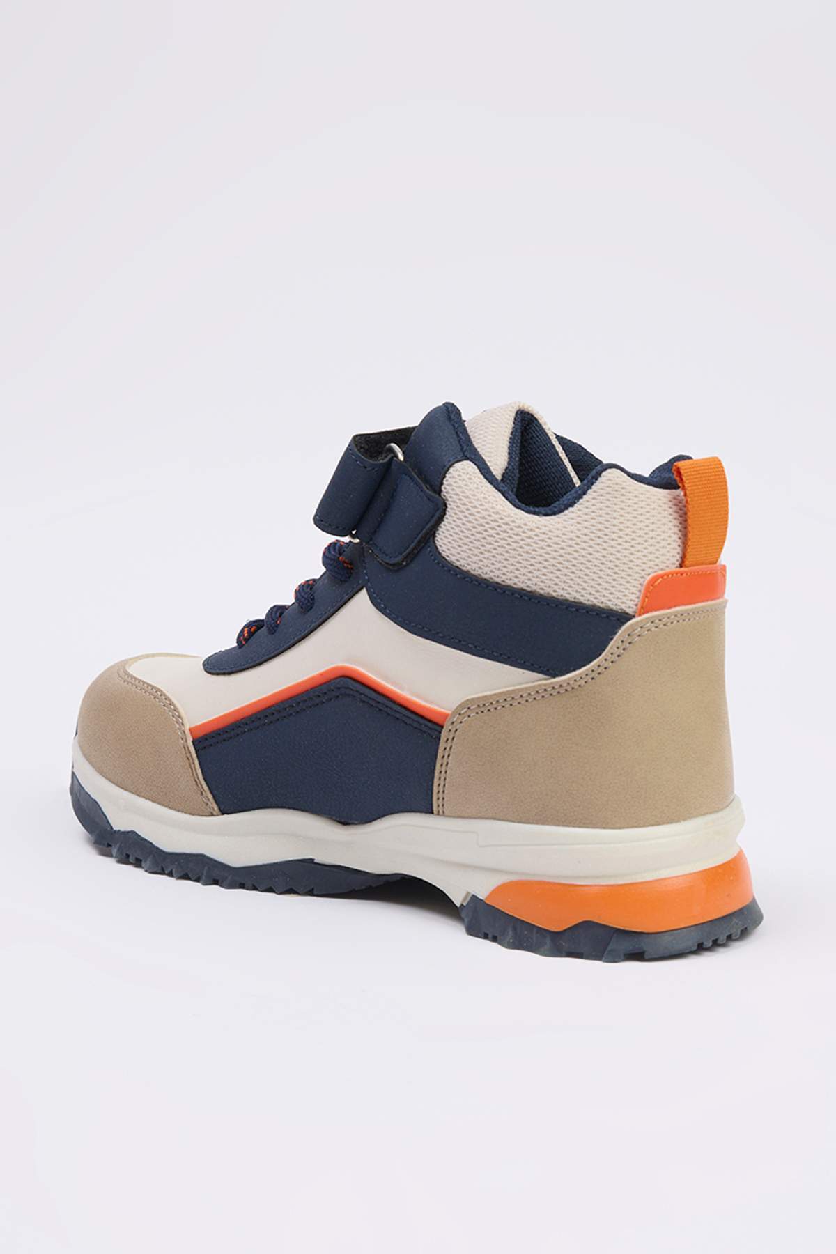 trendyol-shoes-boys-boots-booties
