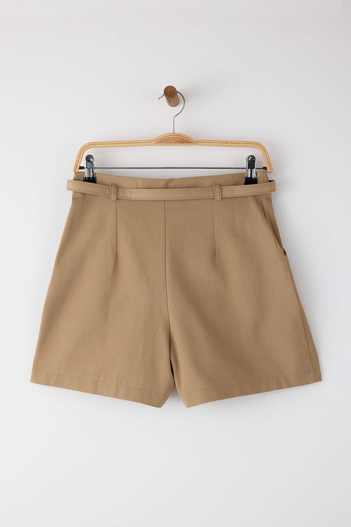 Trendyolmilla  Vizon Gabardin Pamuklu Kemerli City Boy Şort & Bermuda TWOAW26SR00009 - Görsel 7