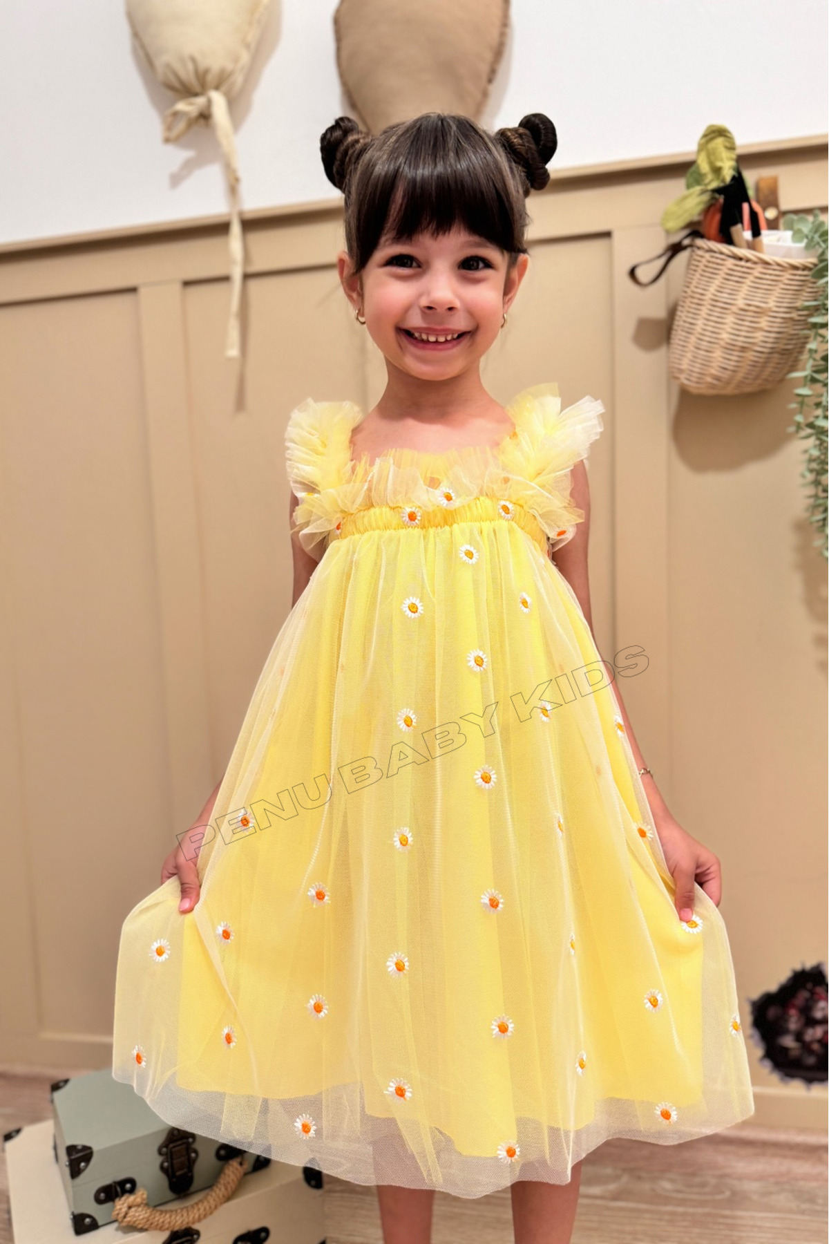 penu baby kids Sarı Nakış Papatya Işlemeli Askılı Kız Bebek & Kız Çocuk Elbise - Margarita fotoğrafı 6 (önizleme)