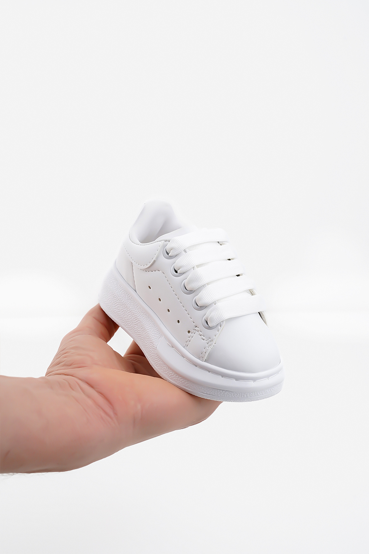 Blyss Bebek Çocuk Günlük Beyaz Beyaz Zarif Rahat Spor Ayakkabı Sneaker fotoğrafı 2 (önizleme)