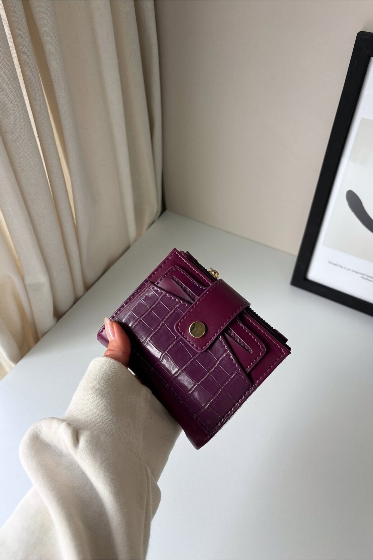 Yuka Atelier Ela Orta Boy Ayrılabilir Kartlık Detaylı Suni Deri Cüzdan