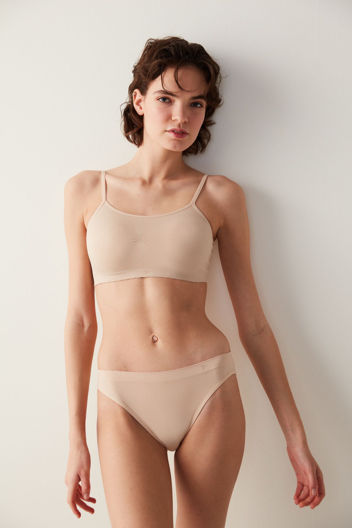 Penti-Skin Color Nu Basic Sutien acoperit fără cusături, fără fir 3