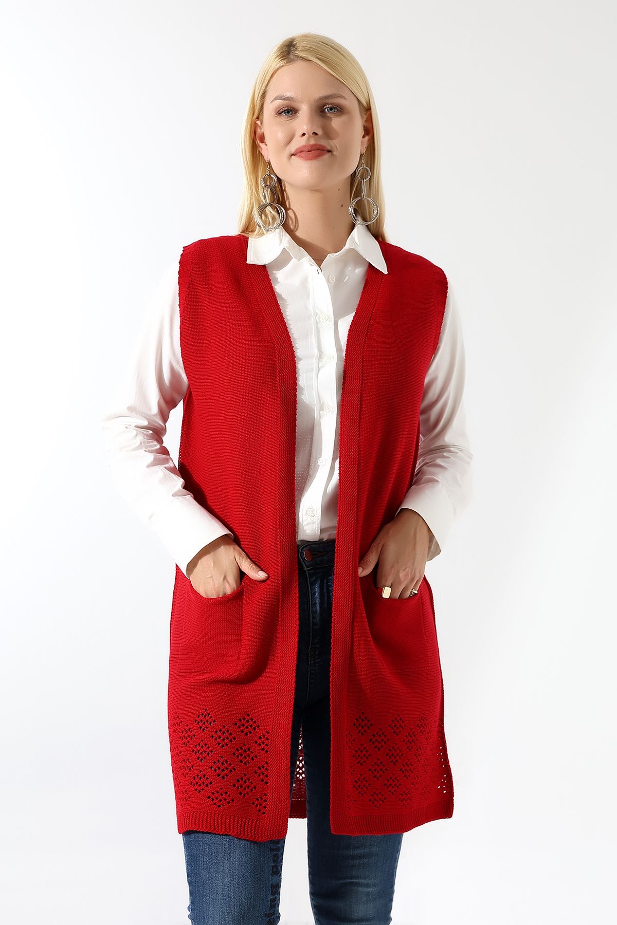 Devinka-Women's Red Seasonal Knitwear Vest 5