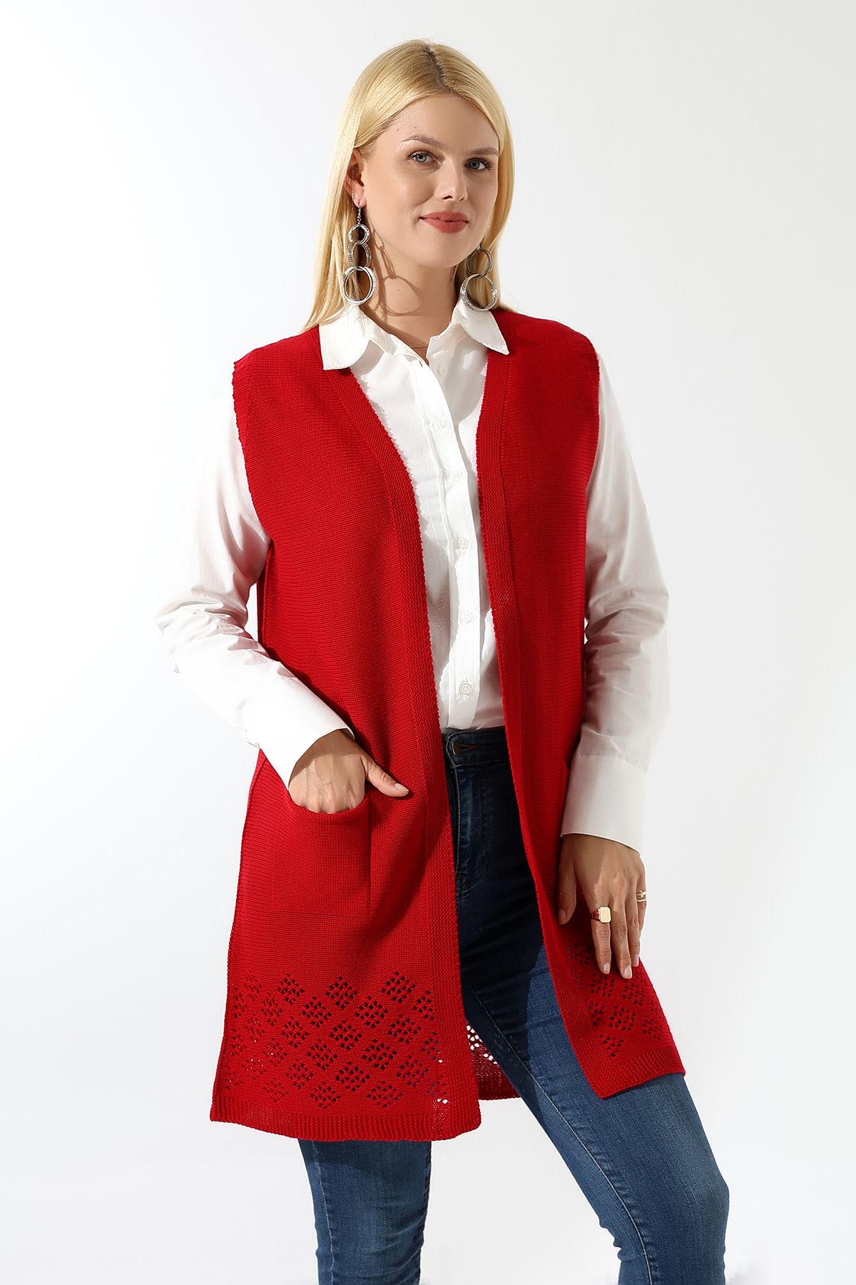 Devinka-Women's Red Seasonal Knitwear Vest 6
