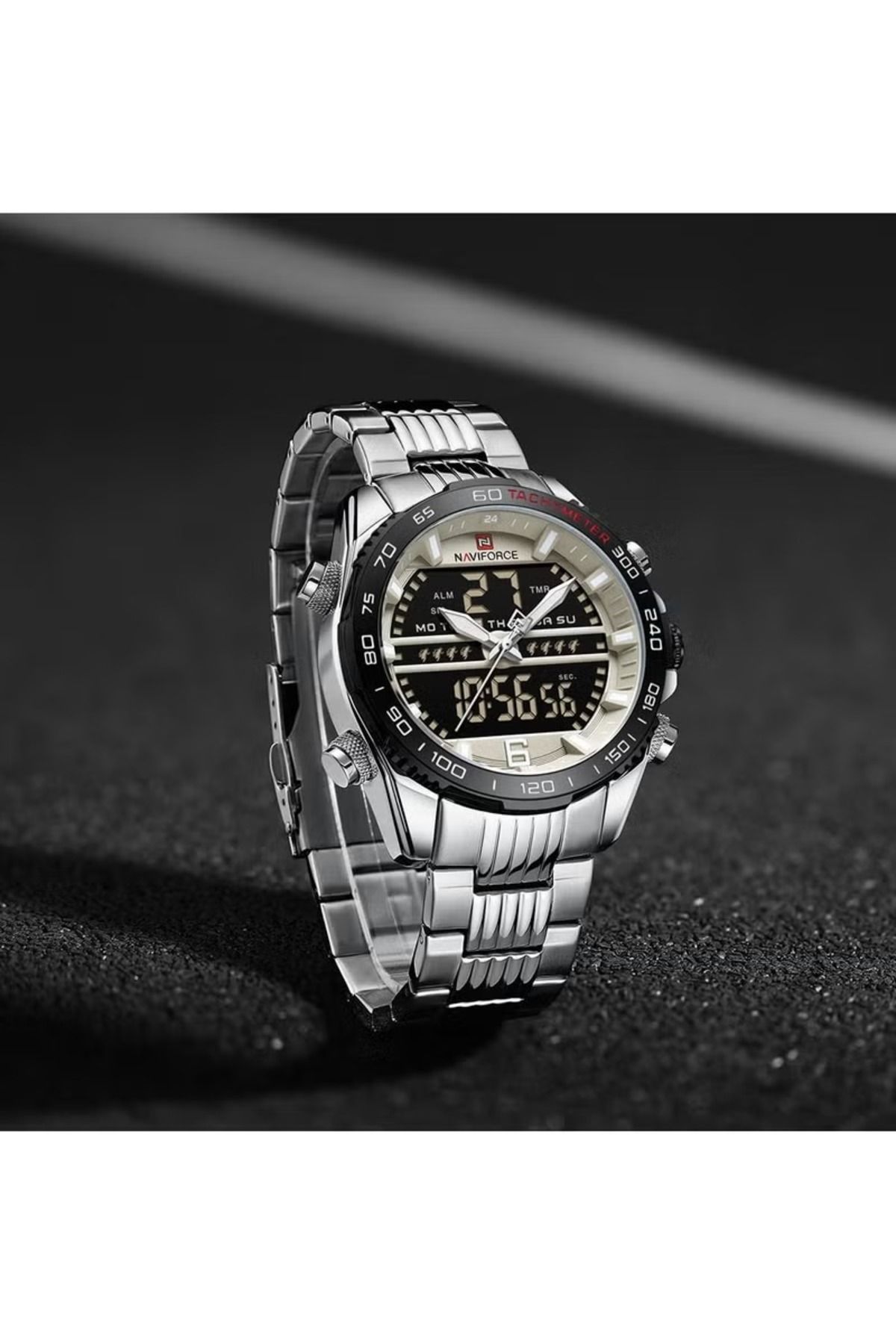 Naviforce-Multi-Function Analog Digital Wrist Watch for Men with Stainless Steel Strap Chronograph 3